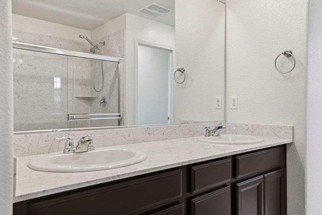 Sacramento, California, 95834, United States, 3 Bedrooms Bedrooms, ,3 BathroomsBathrooms,Residential,For Sale,1992376