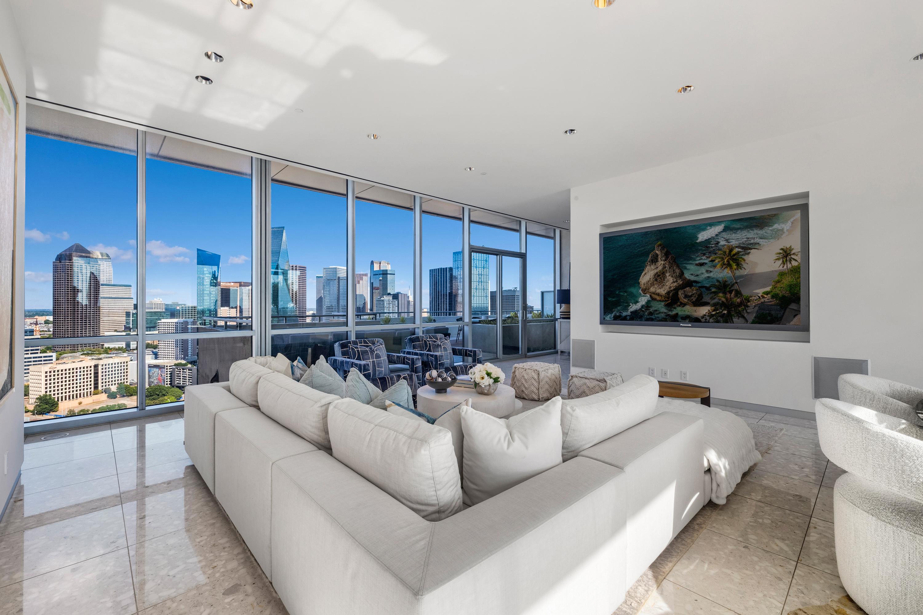 The House, Unit 2701 — 27th Floor Penthouse - 物件實景