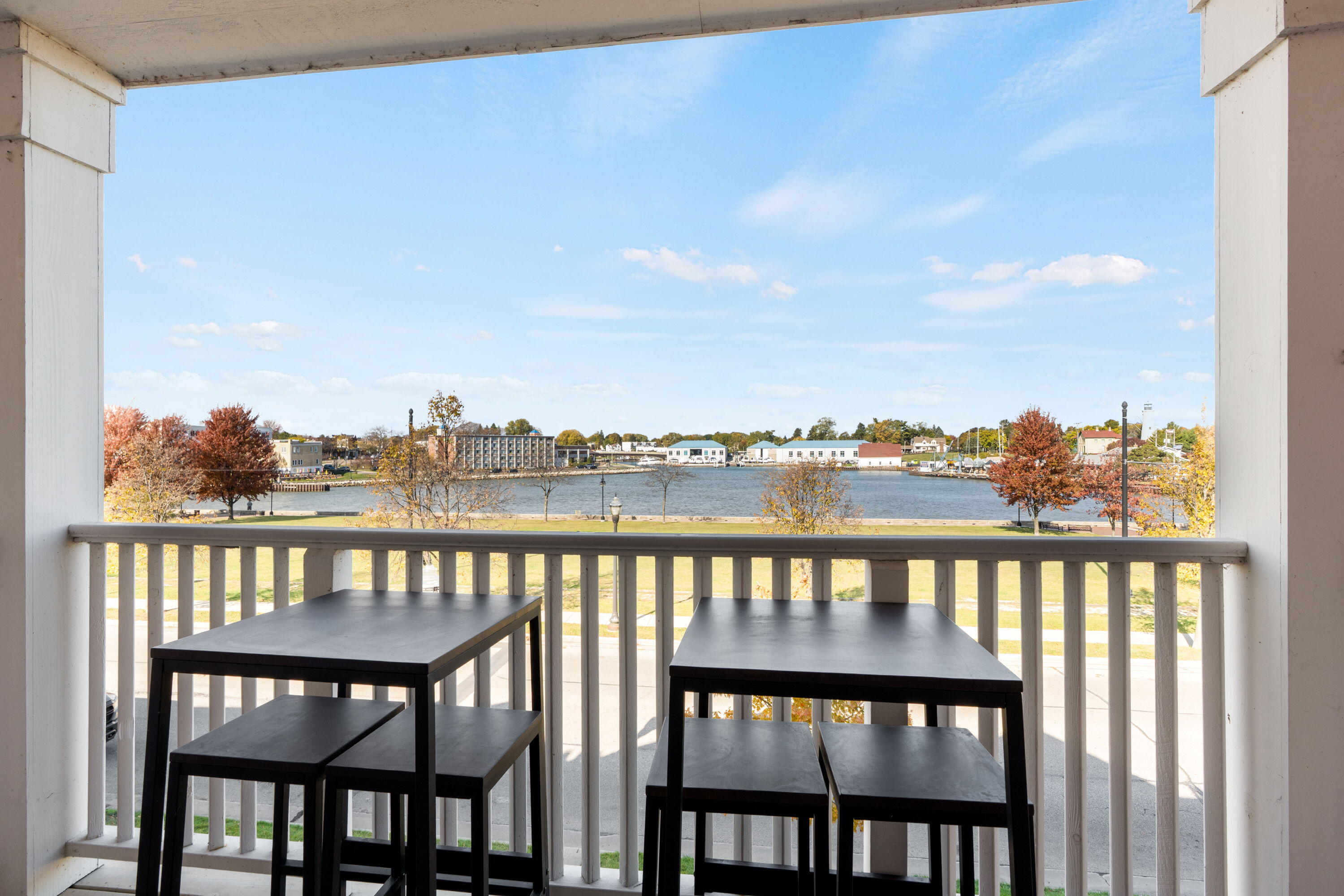 Kenosha, Wisconsin, 53140, United States, 3 Bedrooms Bedrooms, ,3 BathroomsBathrooms,Residential,For Sale,1985351