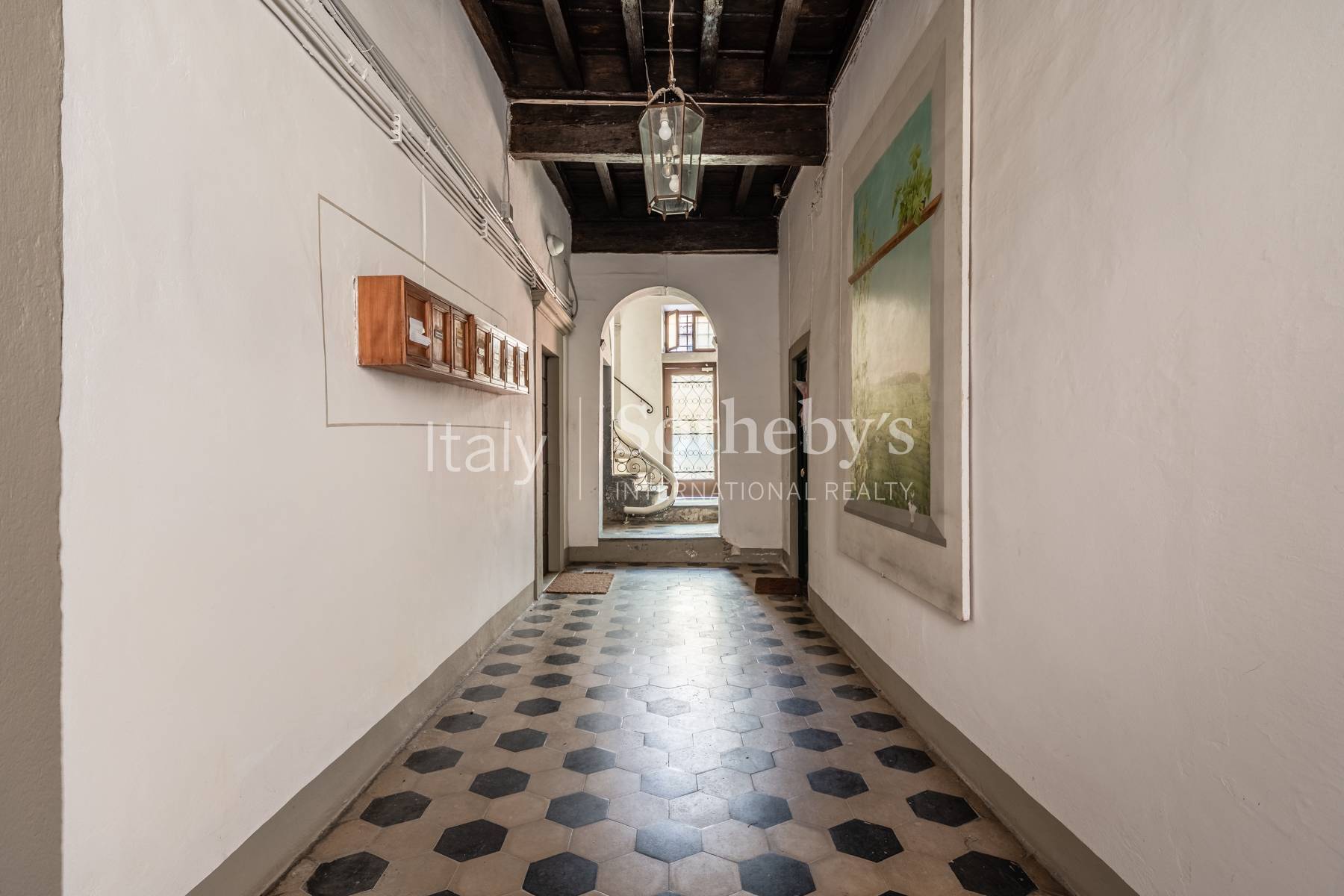  Elegant renovated residence of distinctive charm - 物件實景