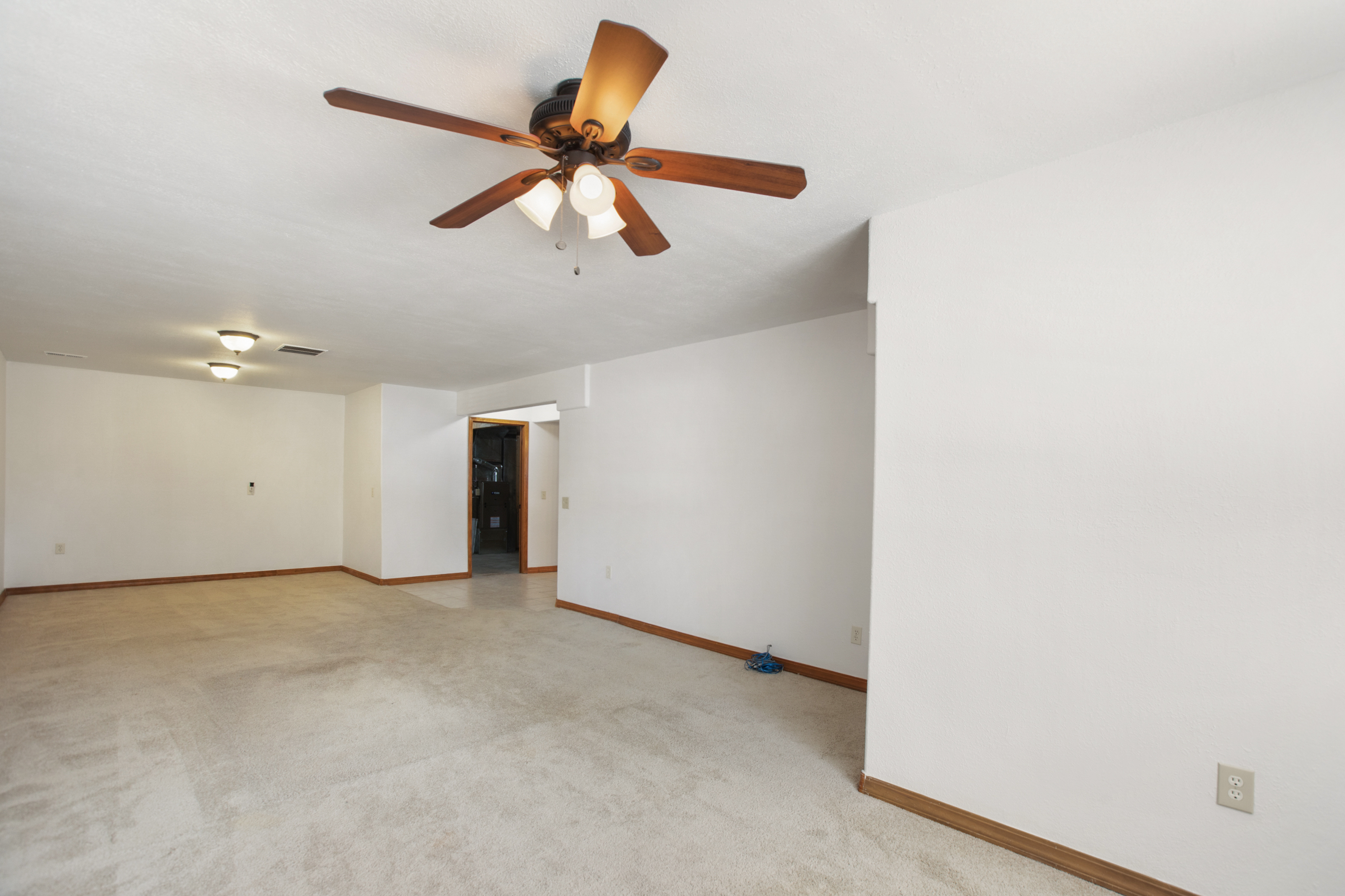 Woodland Park, Colorado, 80863, United States, 3 Bedrooms Bedrooms, ,3 BathroomsBathrooms,Residential,For Sale,1966614