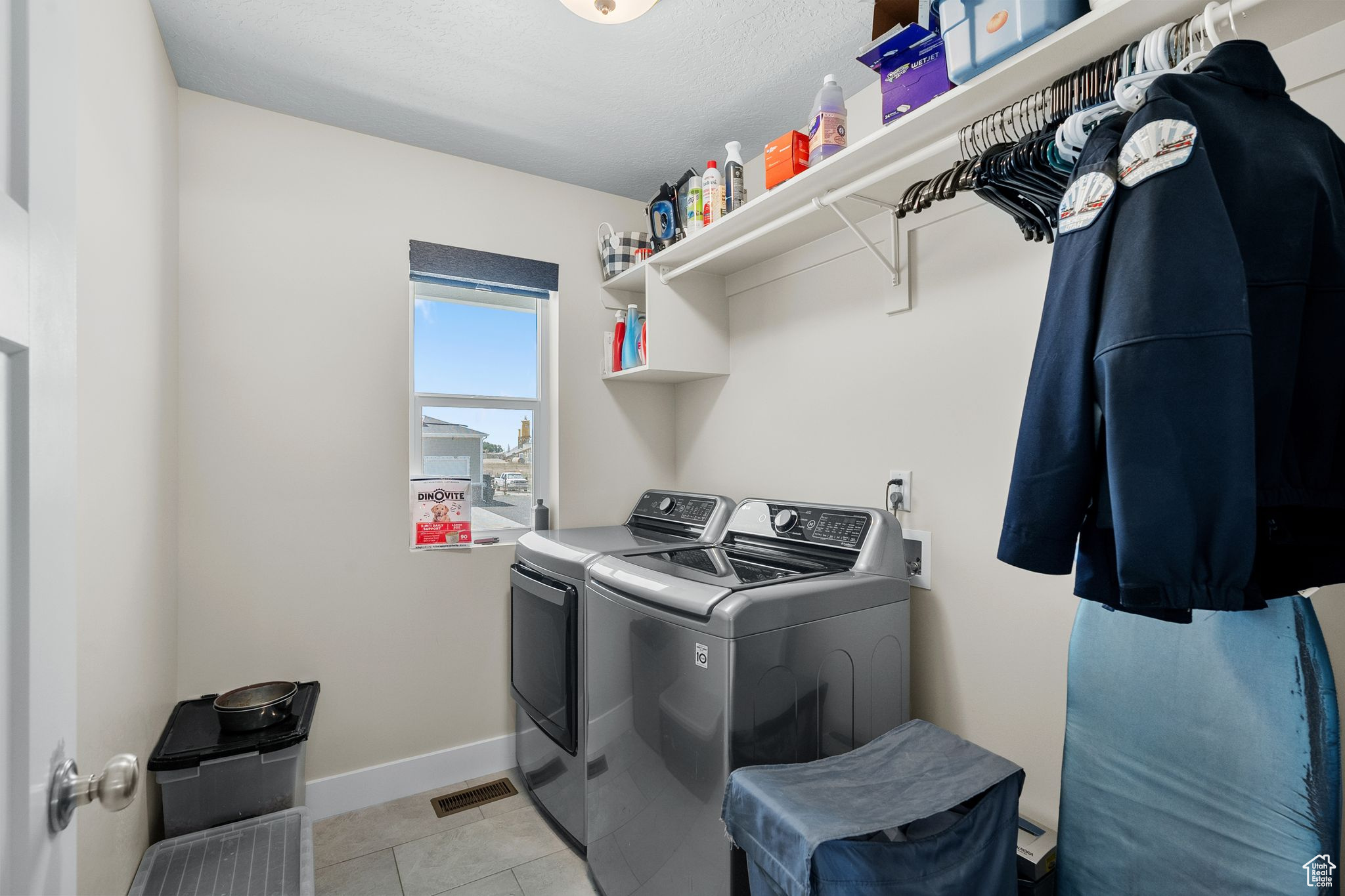 Tremonton, Utah, 84337, United States, 3 Bedrooms Bedrooms, ,2 BathroomsBathrooms,Residential,For Sale,1898786