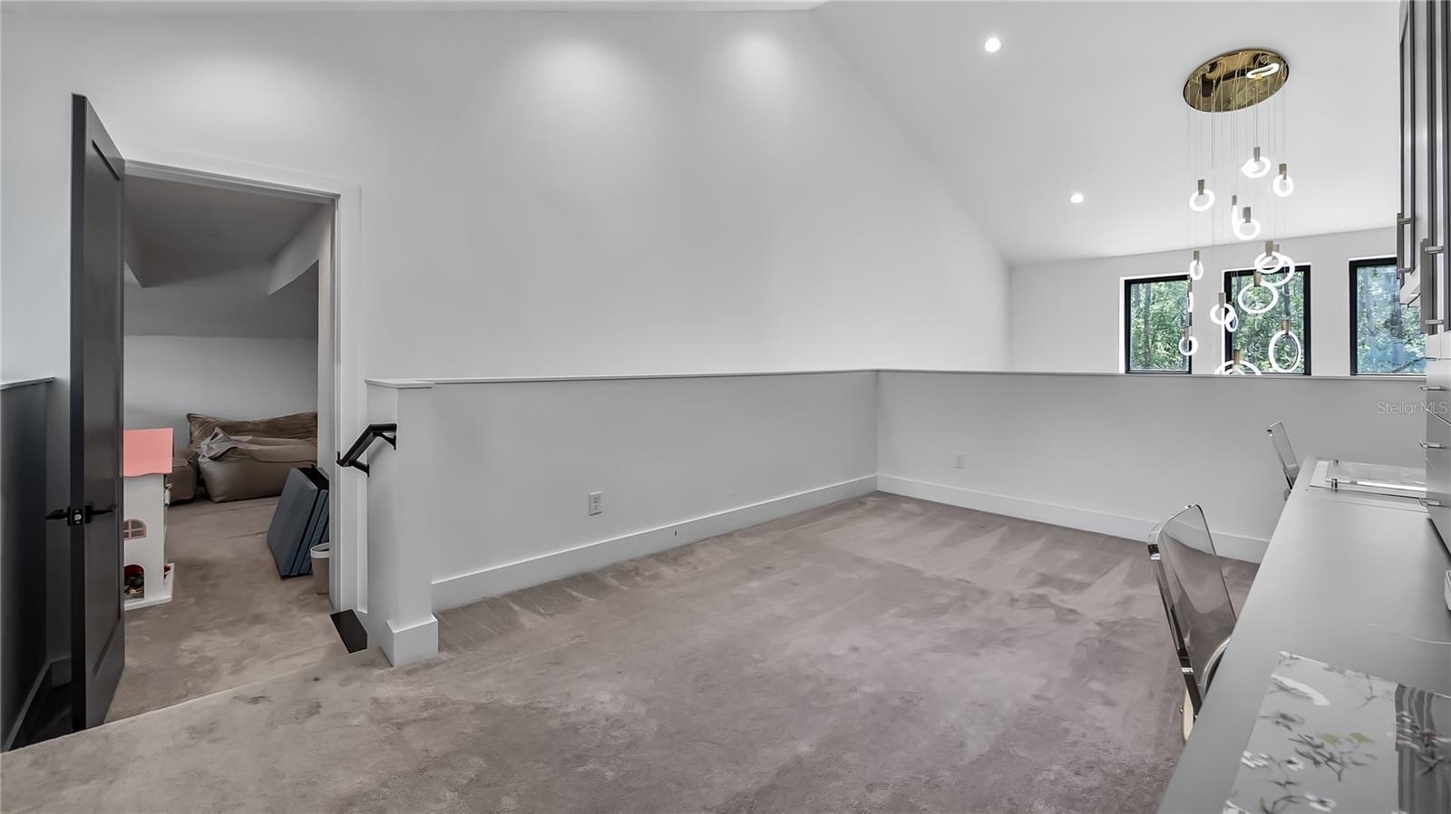 CLERMONT, Florida, 34711, United States, 5 Bedrooms Bedrooms, ,5 BathroomsBathrooms,Residential,For Sale,1794342