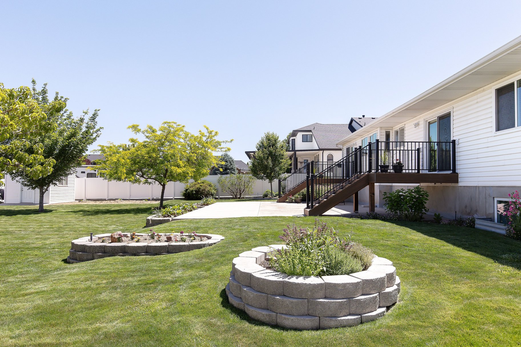  Lovingly Maintained Exceptional Home - 物件實景