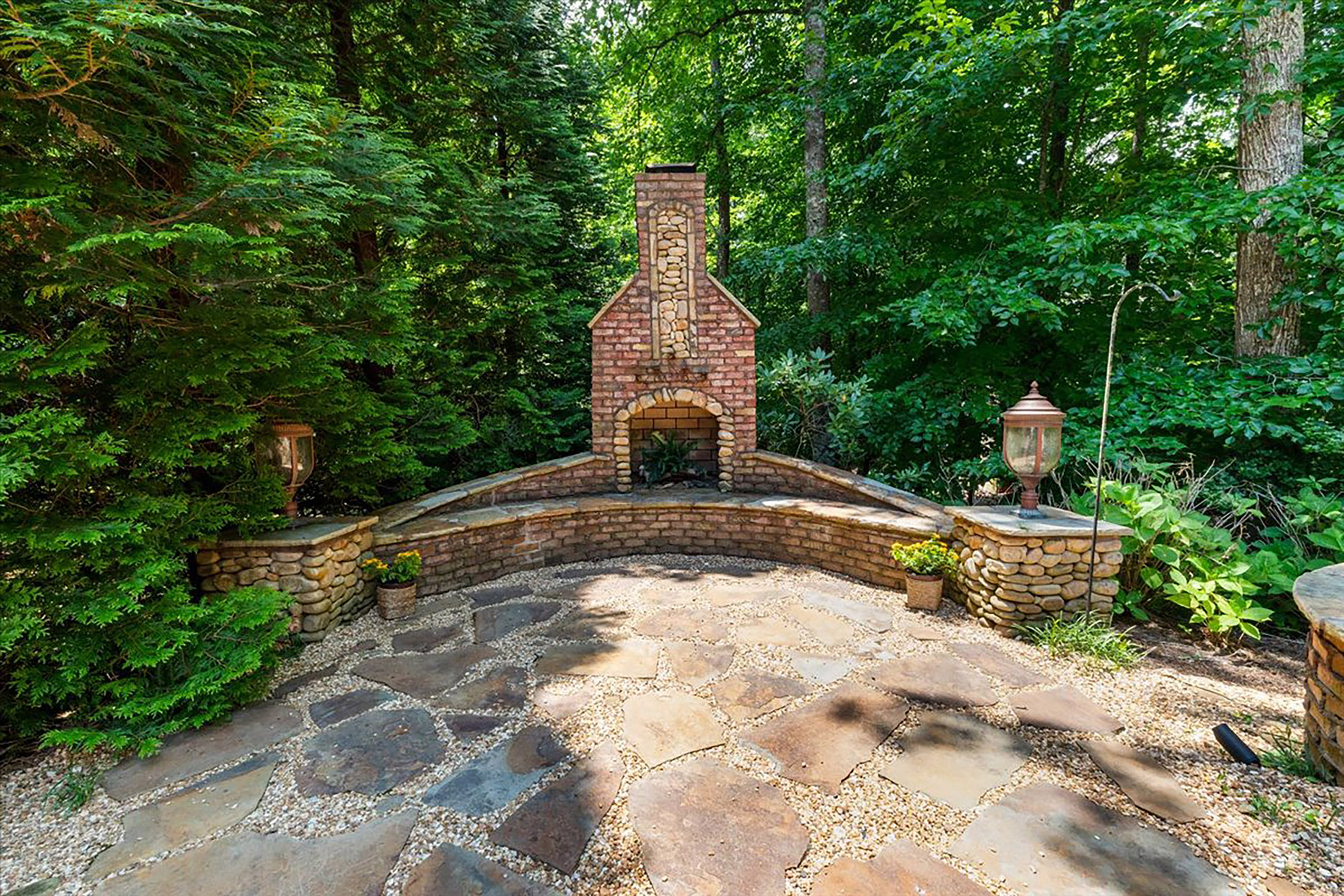  Located in The Amenity-Rich Olde Atlanta Club Golf Community - 物件實景