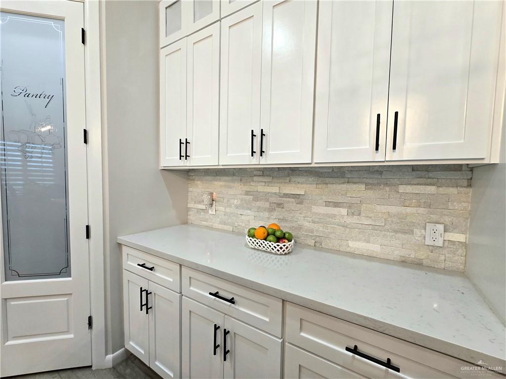 McAllen, Texas, 78504, United States, 4 Bedrooms Bedrooms, ,4 BathroomsBathrooms,Residential,For Sale,1787896