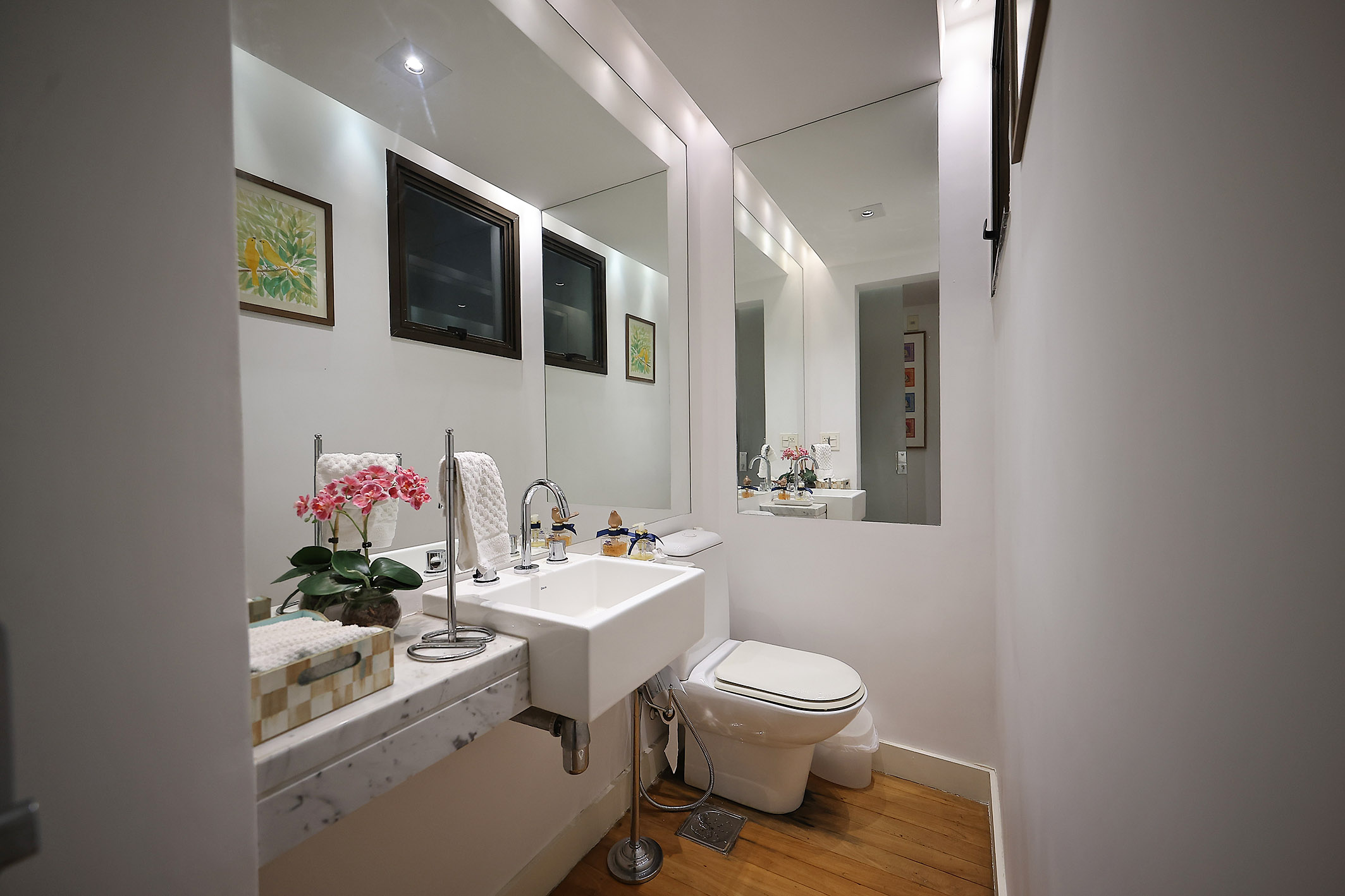  205 m² Apartment with Four Suites and a Balcony - 物件實景