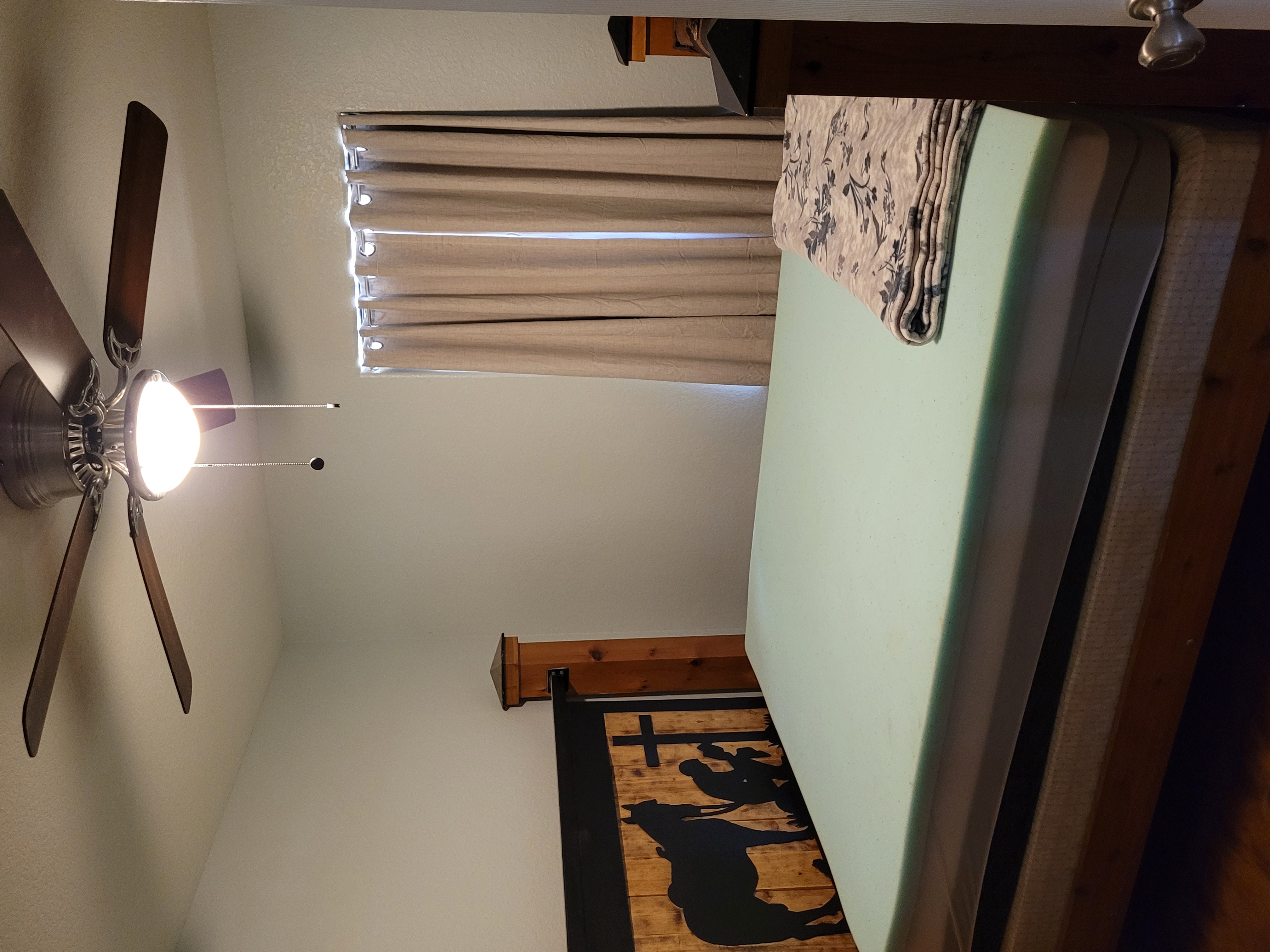 Stockdale, Texas, 78160, United States, 2 Bedrooms Bedrooms, ,1 BathroomBathrooms,Residential,For Sale,1990208