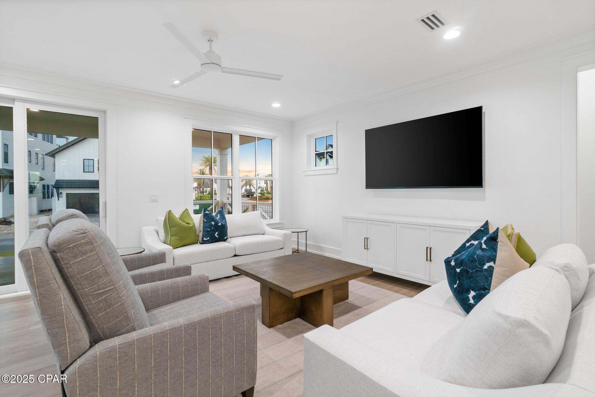 Mexico Beach, Florida, 32456, United States, 5 Bedrooms Bedrooms, ,5 BathroomsBathrooms,Residential,For Sale,1981847