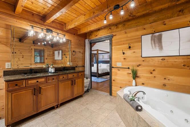 Carrollton, Georgia, 30116, United States, 5 Bedrooms Bedrooms, ,5 BathroomsBathrooms,Residential,For Sale,1803971