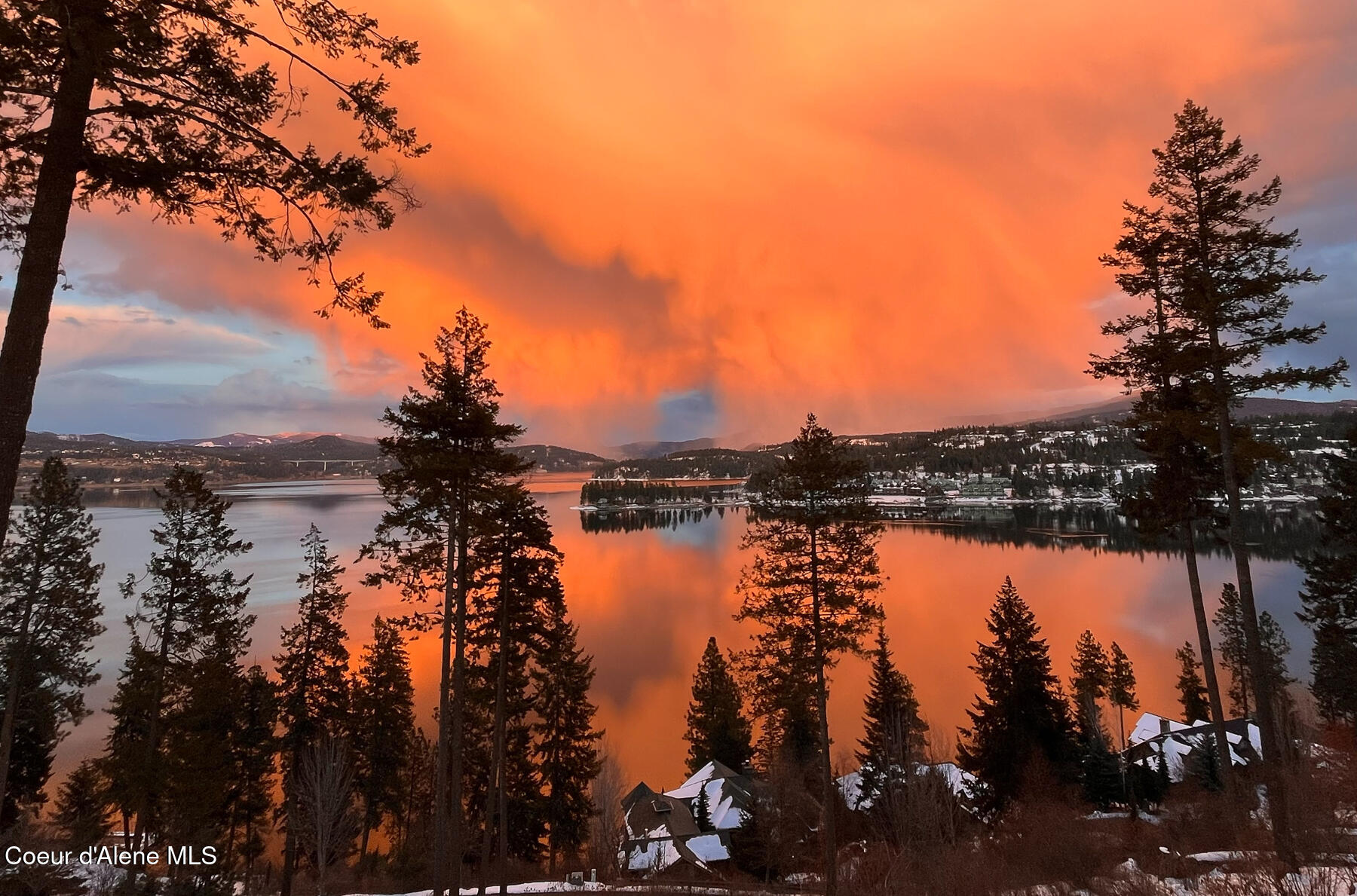 4173 S ISAAC STEVENS RD, Coeur d'Alene, Idaho, 83814, United States, 4 Bedrooms Bedrooms, ,3 BathroomsBathrooms,Residential,For Sale,4173 S ISAAC STEVENS RD,1665234