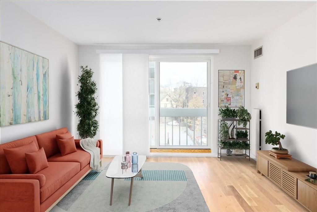 Cambridge, Massachusetts, 02139, United States, 2 Bedrooms Bedrooms, ,2 BathroomsBathrooms,Residential,For Sale,1989905