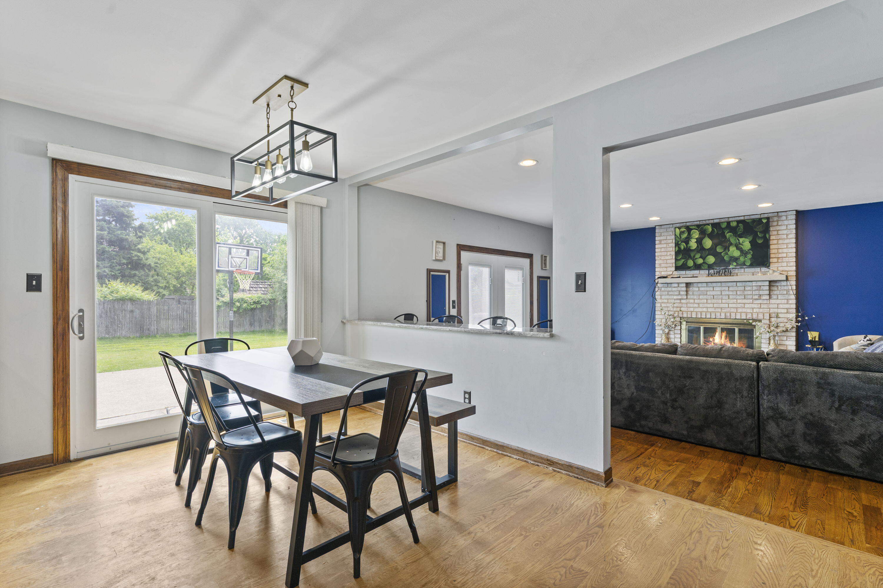 Munster, Indiana, 46321, United States, 4 Bedrooms Bedrooms, ,4 BathroomsBathrooms,Residential,For Sale,1957451