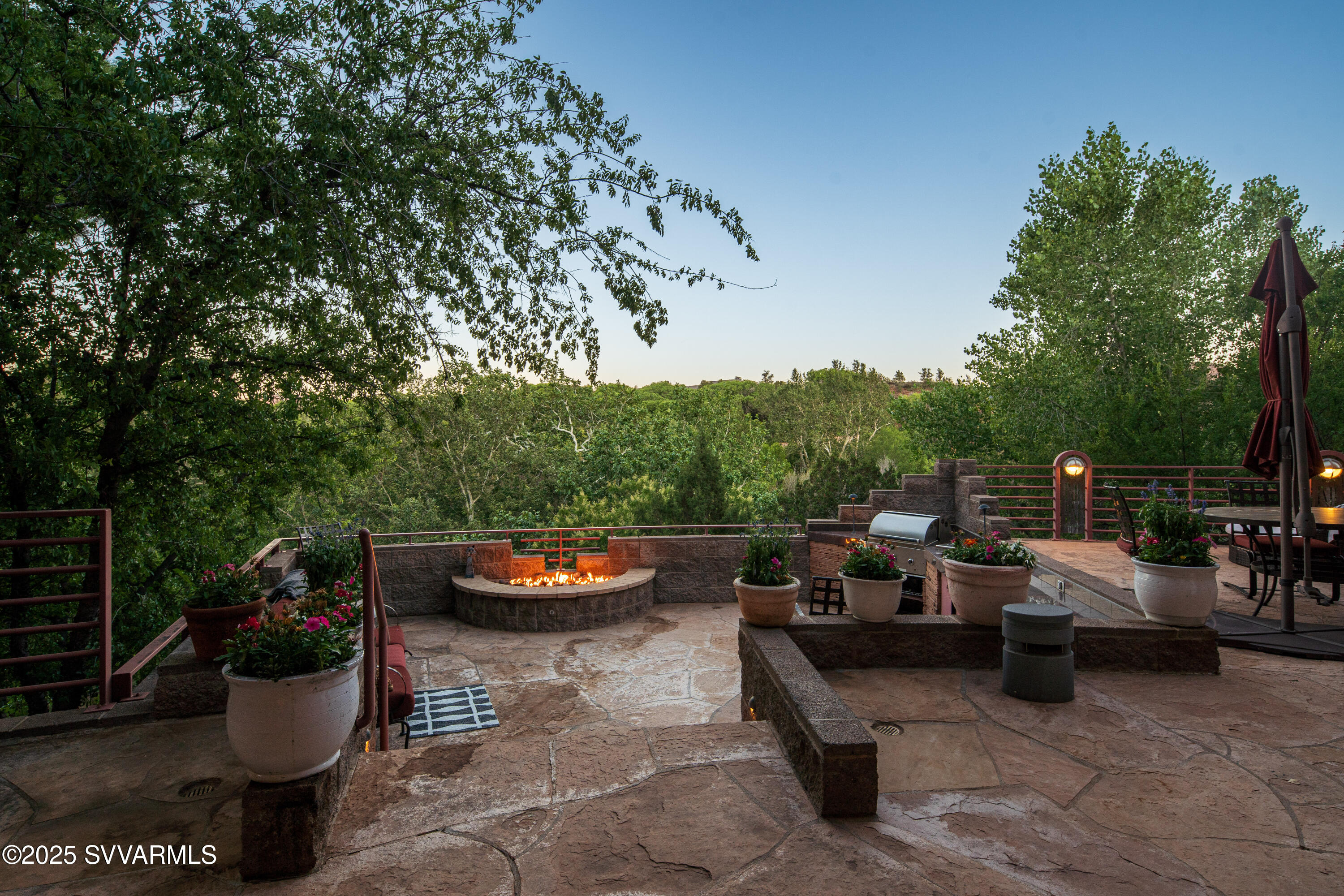 Sedona, Arizona, 86336, United States, 4 Bedrooms Bedrooms, ,3 BathroomsBathrooms,Residential,For Sale,1895371