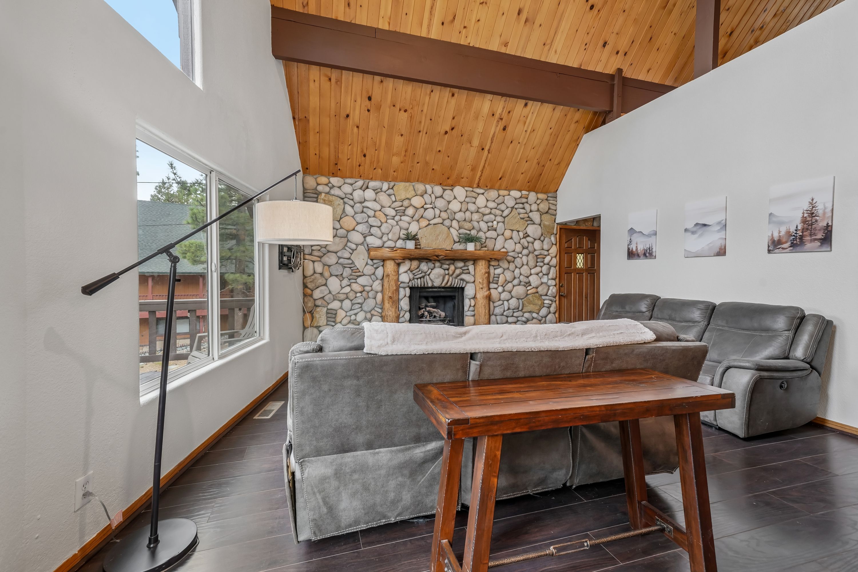  265 Eagle Drive, Big Bear Lake, CA 92315 - 物件實景