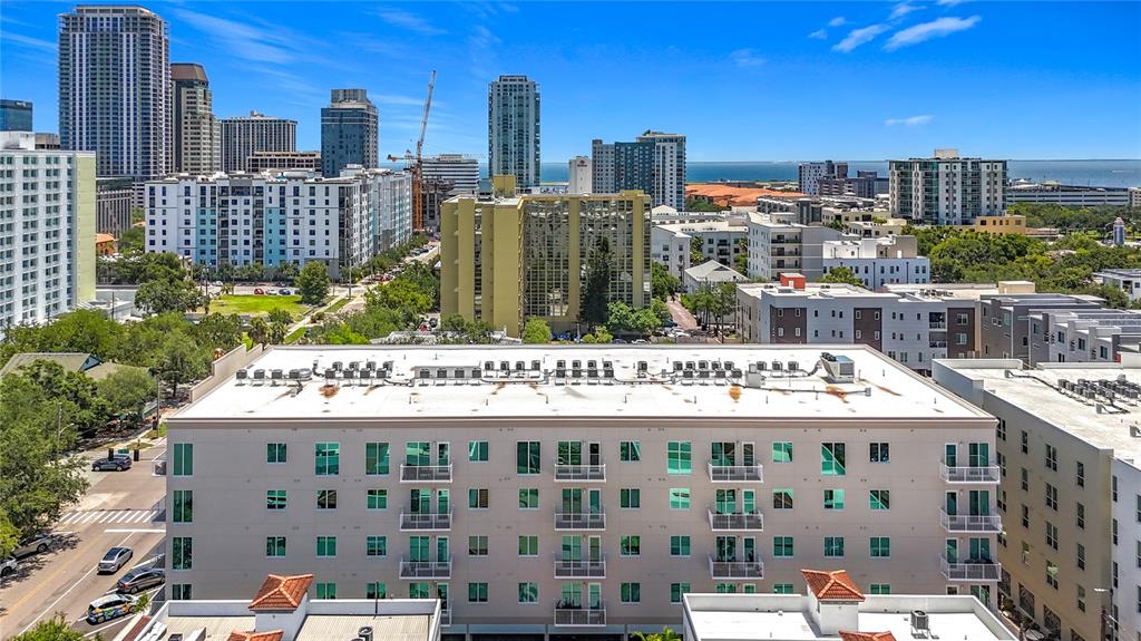 St Petersburg, Florida, 33701, United States, 2 Bedrooms Bedrooms, ,2 BathroomsBathrooms,Residential,For Sale,1889931