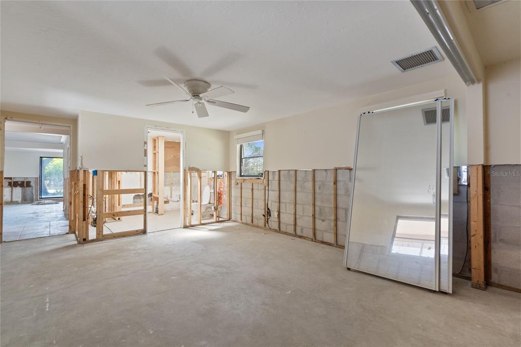 Sarasota, Florida, 34242, United States, 2 Bedrooms Bedrooms, ,2 BathroomsBathrooms,Residential,For Sale,1837643
