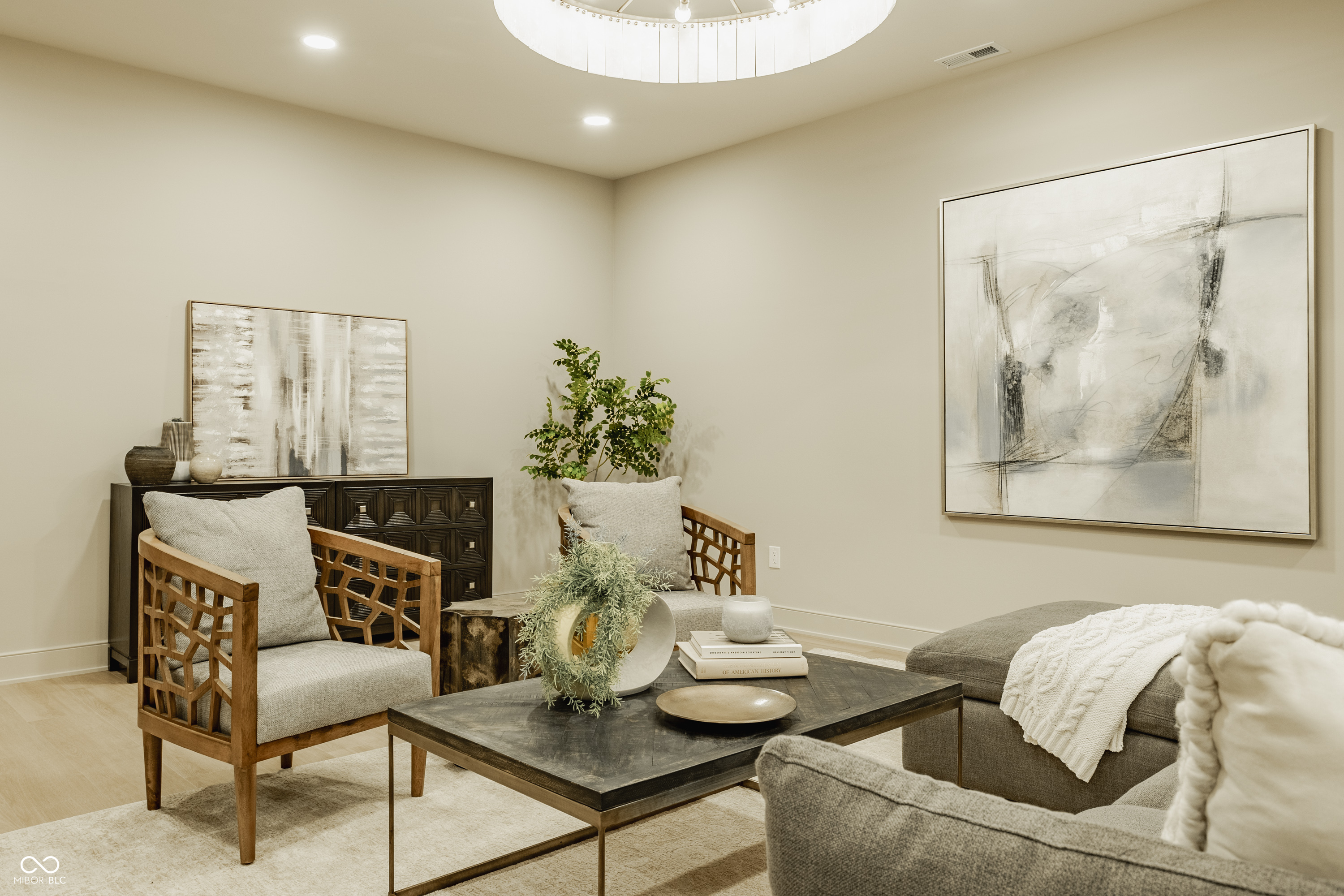 Bargersville, Indiana, 46106, United States, 5 Bedrooms Bedrooms, ,6 BathroomsBathrooms,Residential,For Sale,1977428