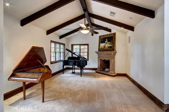 La Habra Heights, California, 90631, United States, 5 Bedrooms Bedrooms, ,4 BathroomsBathrooms,Residential,For Sale,1914300
