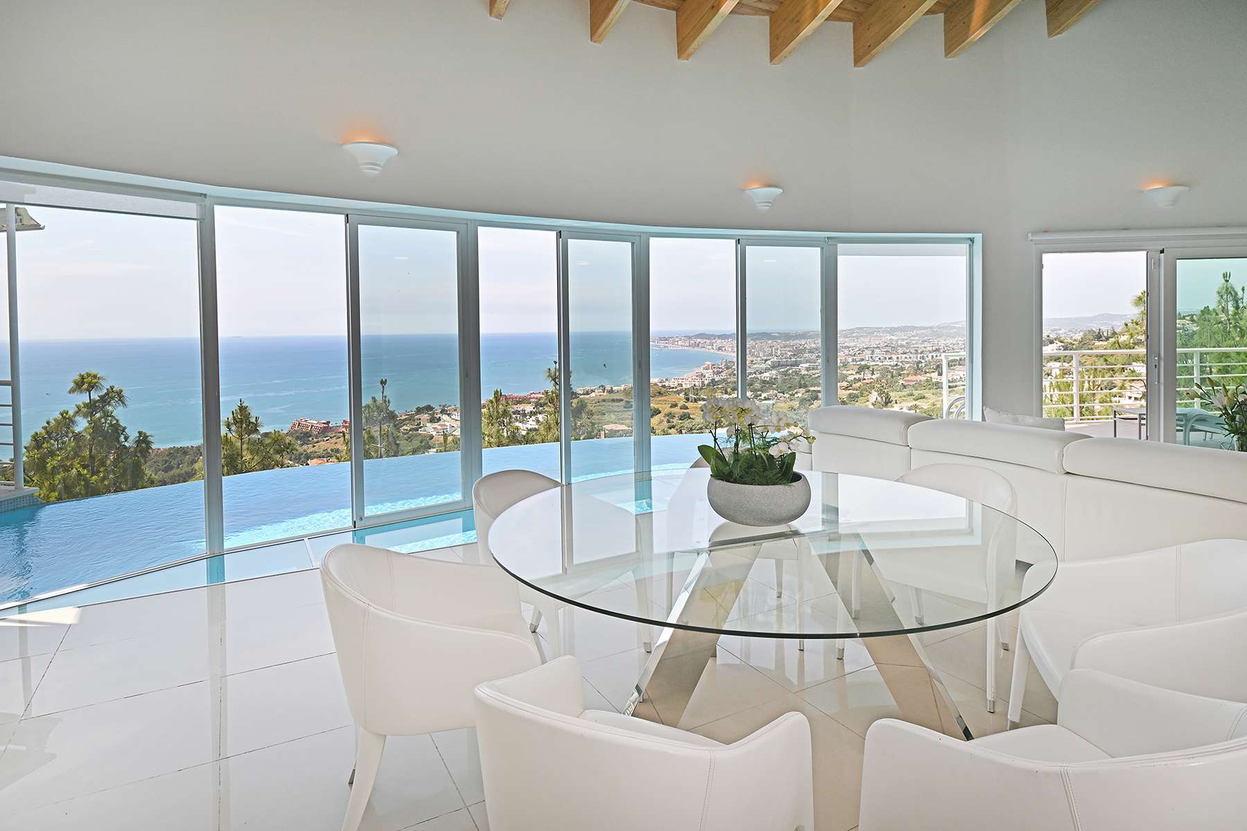  Architect-designed villa, single level with views to Ceuta and Africa - 物件實景