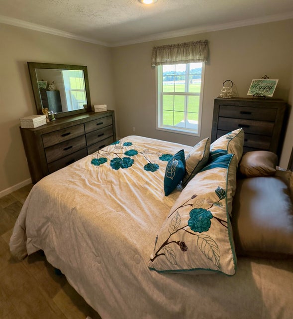 Albany, Kentucky, 42602, United States, 4 Bedrooms Bedrooms, ,2 BathroomsBathrooms,Residential,For Sale,1905722