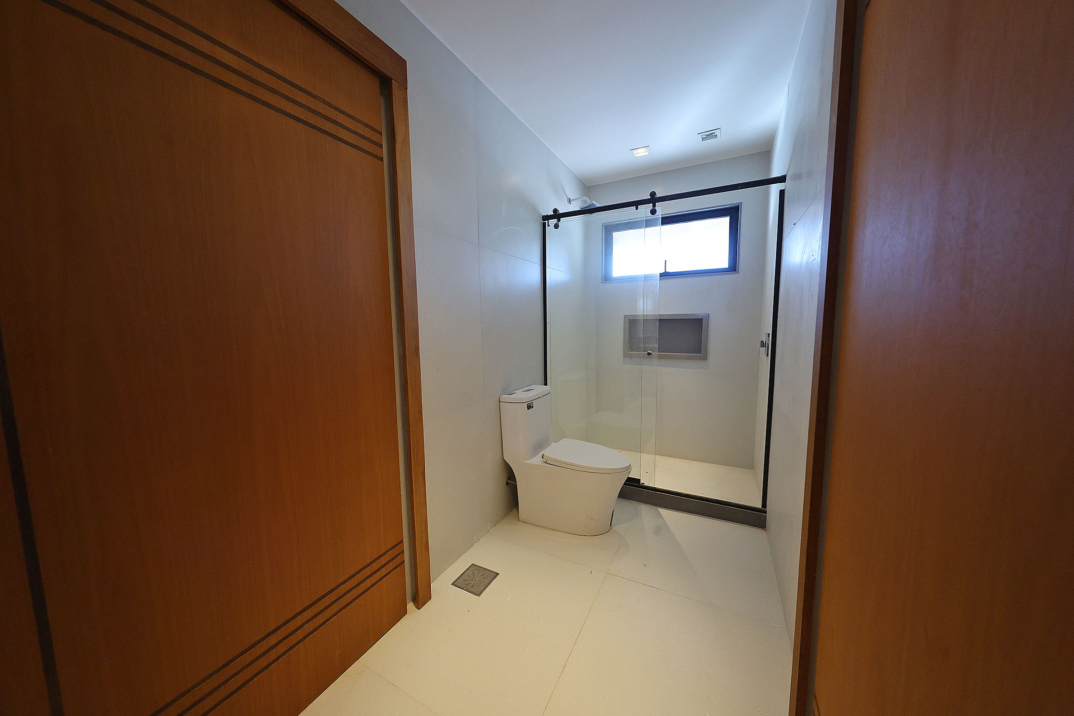 Newly built contemporary residence with panoramic views in gated community - 物件實景