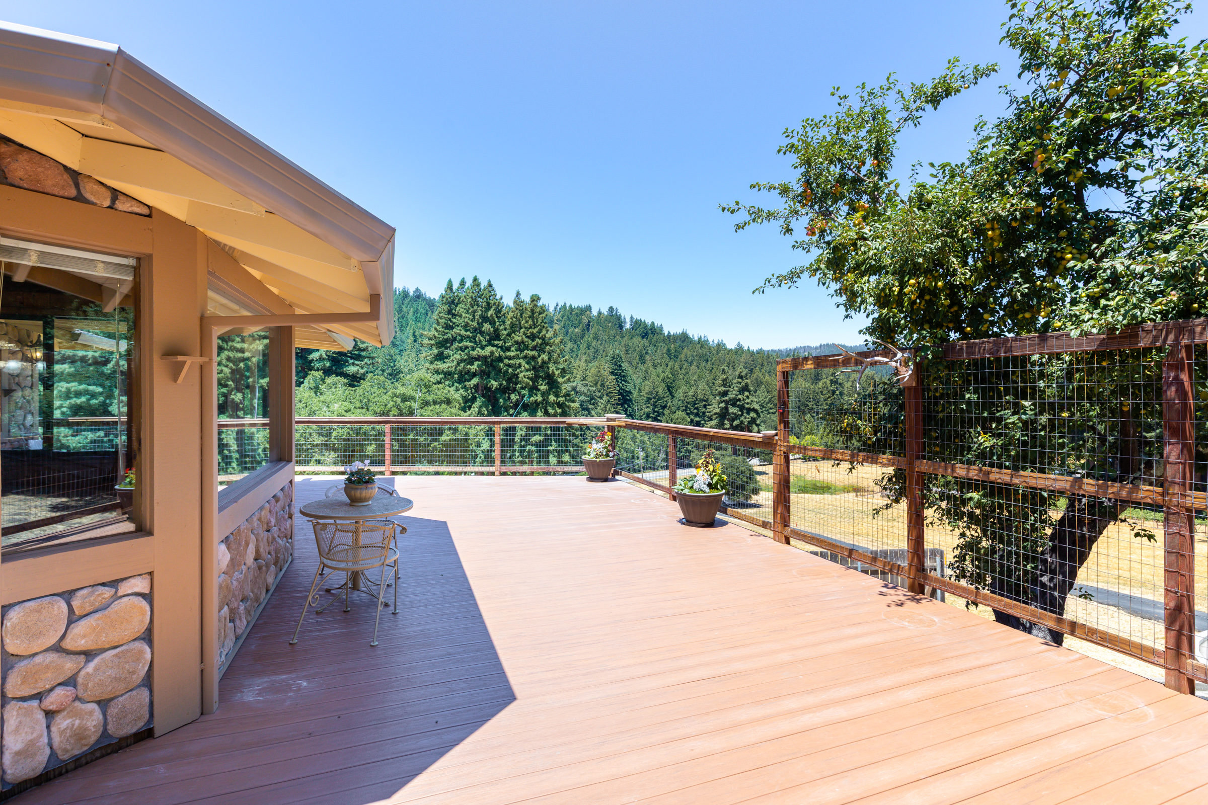 Boulder Creek, California, 95006, United States, 2 Bedrooms Bedrooms, ,3 BathroomsBathrooms,Residential,For Sale,1899975