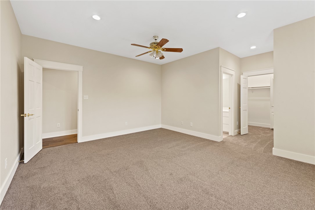 Franklin, Texas, 77856, United States, 4 Bedrooms Bedrooms, ,3 BathroomsBathrooms,Residential,For Sale,2005456