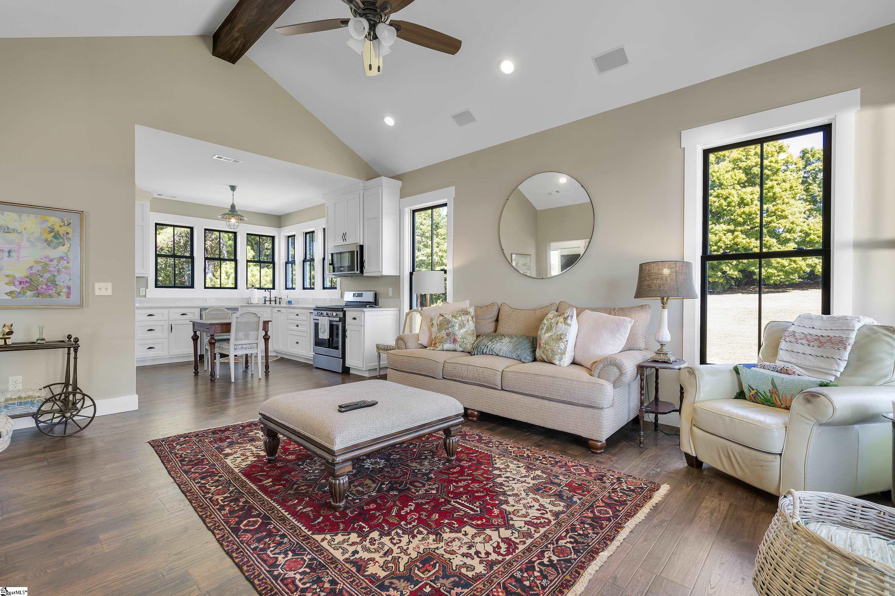 Townville, South Carolina, 29689, United States, 7 Bedrooms Bedrooms, ,7 BathroomsBathrooms,Residential,For Sale,1995910