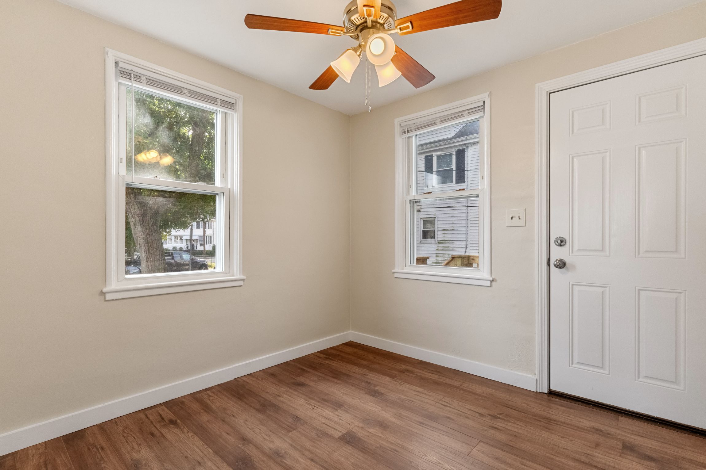  10 Keyes Street - Unit 10, Quincy, MA, 02169 - 物件實景