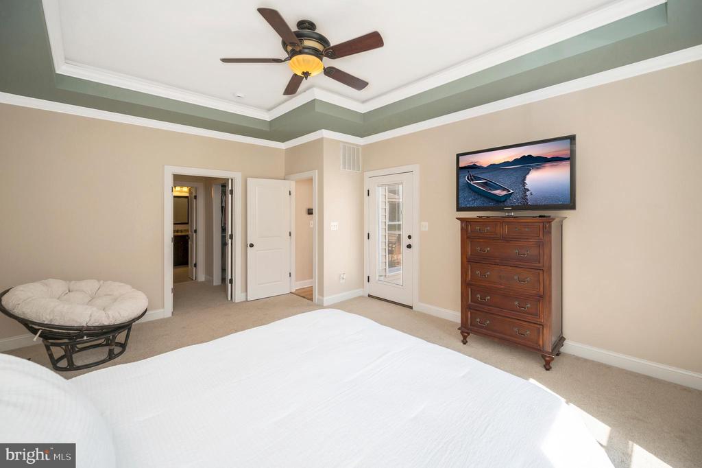 Stafford, Virginia, 22556, United States, 6 Bedrooms Bedrooms, ,5 BathroomsBathrooms,Residential,For Sale,1900693