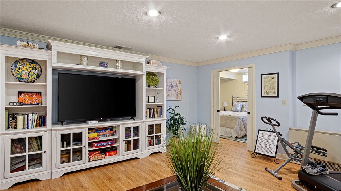 Bloomer, Wisconsin, 54724, United States, 4 Bedrooms Bedrooms, ,3 BathroomsBathrooms,Residential,For Sale,1983863