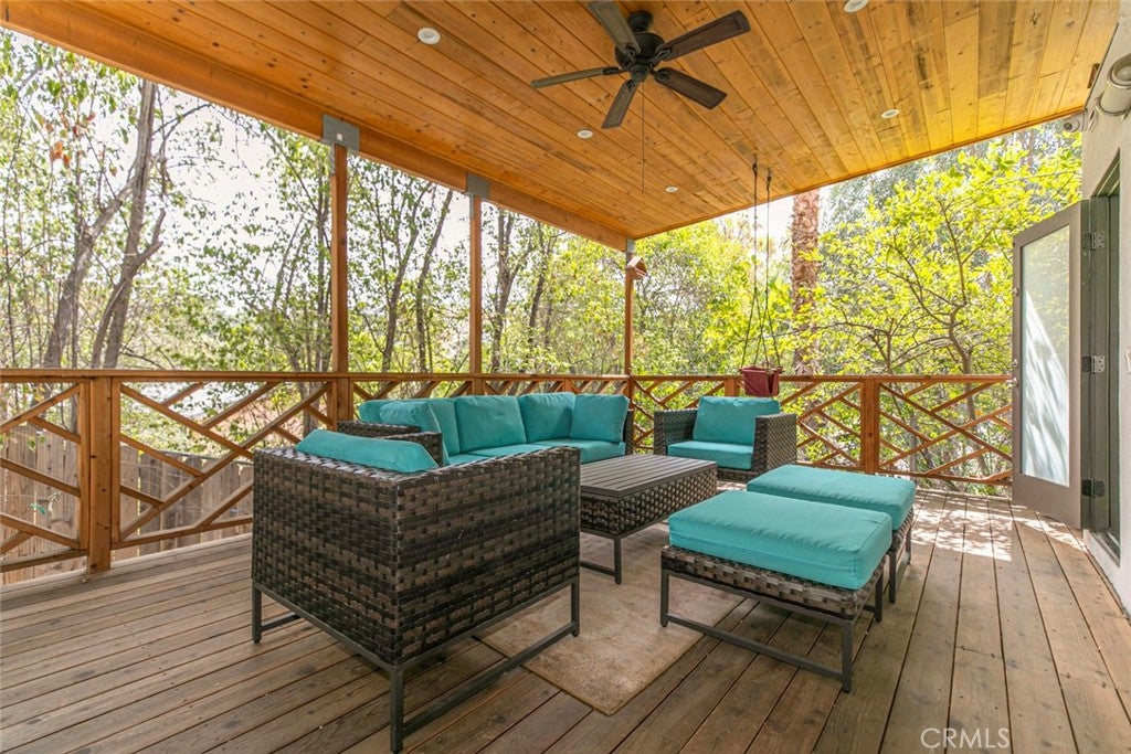 Woodland Hills, California, 91364, United States, 3 Bedrooms Bedrooms, ,3 BathroomsBathrooms,Residential,For Sale,1942330