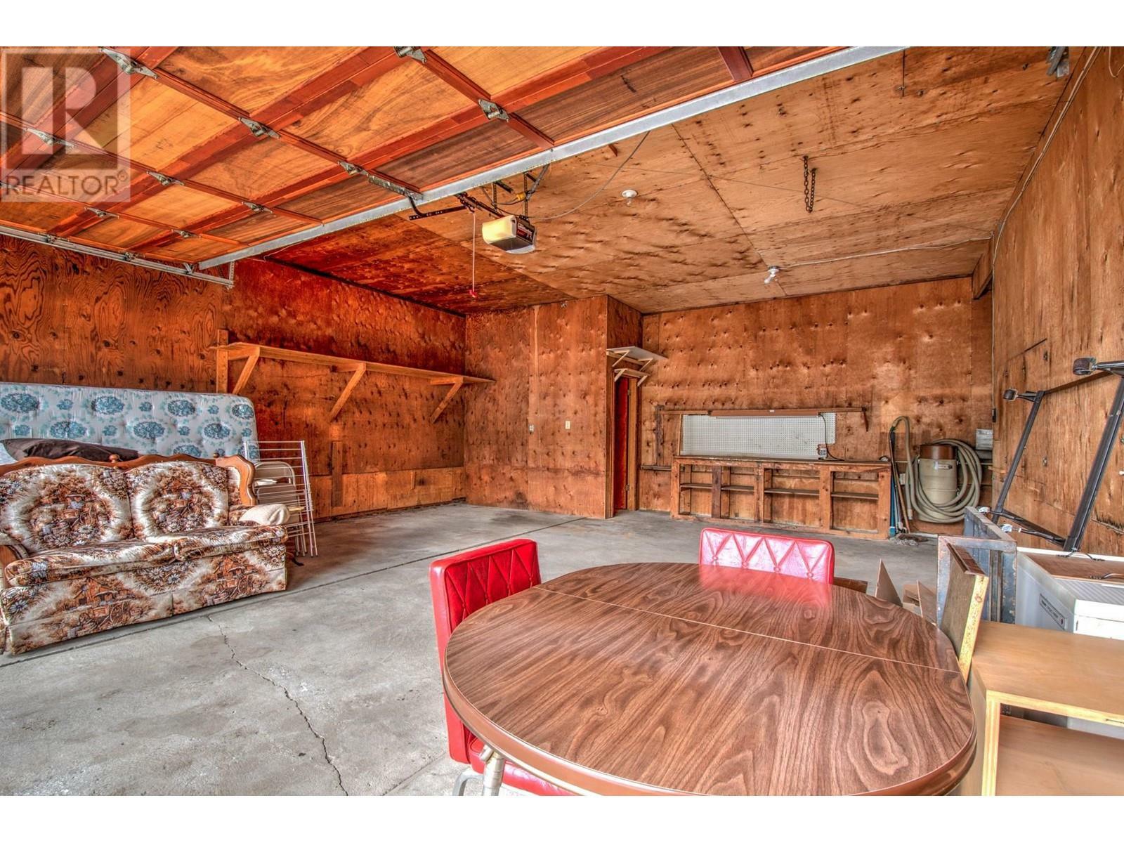 VERNON, British Columbia, V1B 3R3, CA, 3 Bedrooms Bedrooms, ,1 BathroomBathrooms,Residential,For Sale,1885937