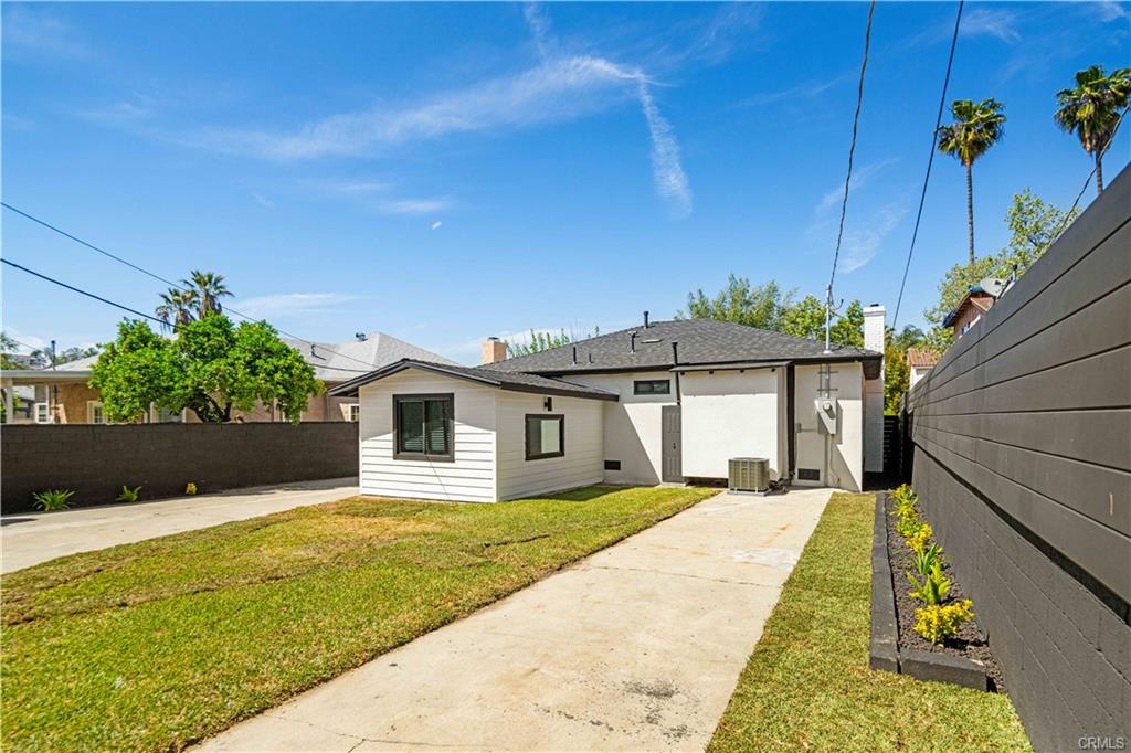 Los Angeles, California, 90032, United States, 5 Bedrooms Bedrooms, ,3 BathroomsBathrooms,Residential,For Sale,1765407