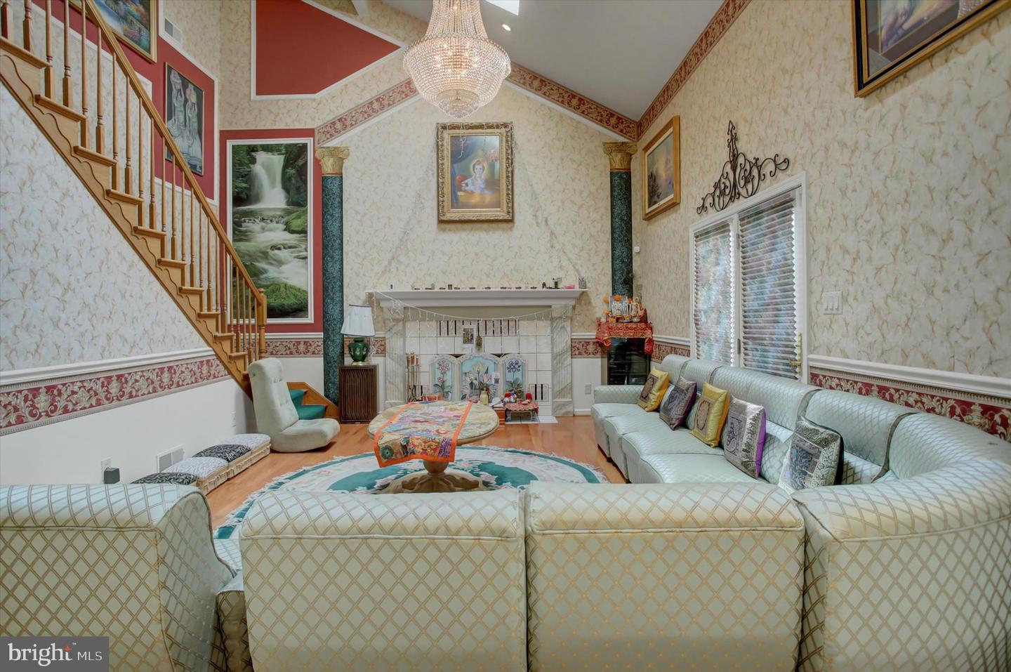 Chambersburg, Pennsylvania, 17202, United States, 5 Bedrooms Bedrooms, ,6 BathroomsBathrooms,Residential,For Sale,1989609