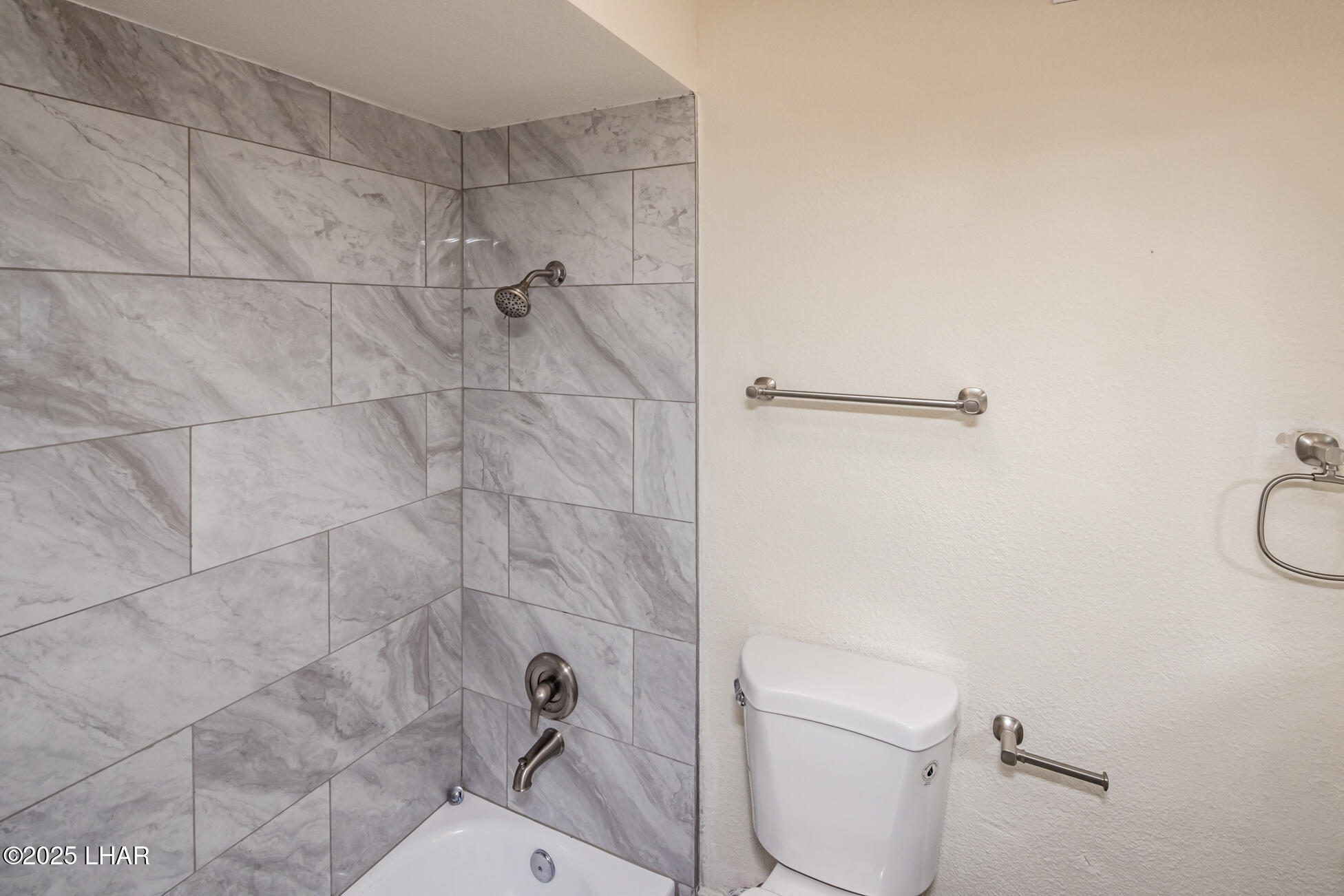 Lake Havasu City, Arizona, 86403, United States, 6 Bedrooms Bedrooms, ,2 BathroomsBathrooms,Residential,For Sale,1744753