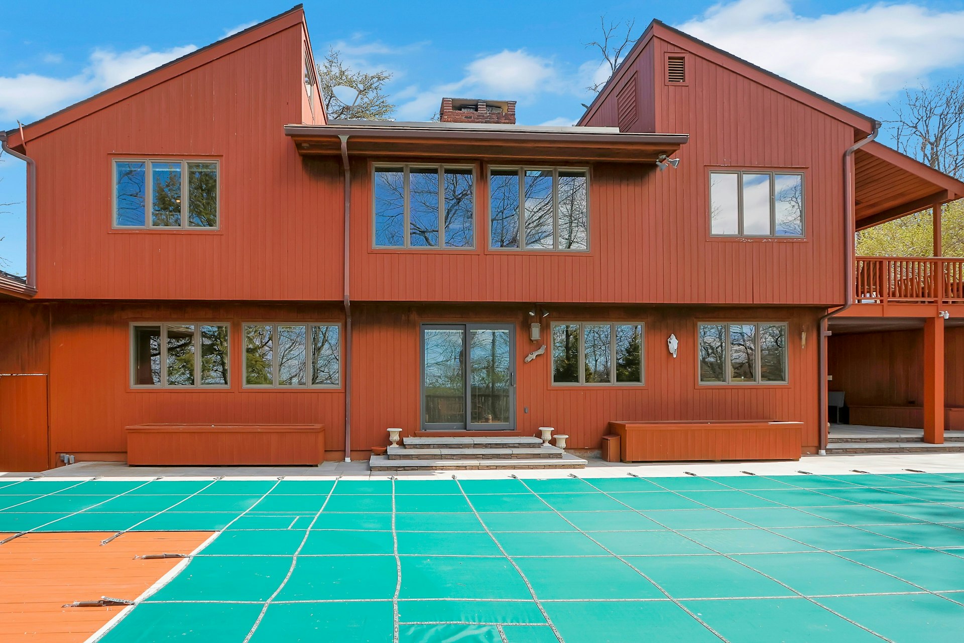  Mountain-Top Sanctuary - 物件實景