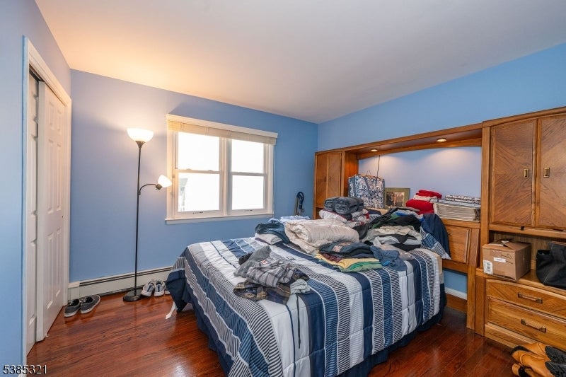 Paterson City, New Jersey, 07502, United States, 3 Bedrooms Bedrooms, ,3 BathroomsBathrooms,Residential,For Sale,1981357