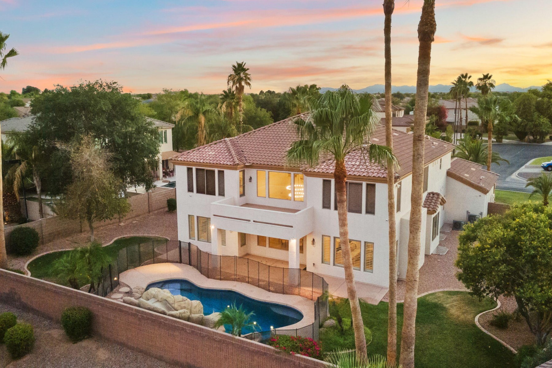  2517 S Constellation Way  Gilbert, AZ - 物件實景