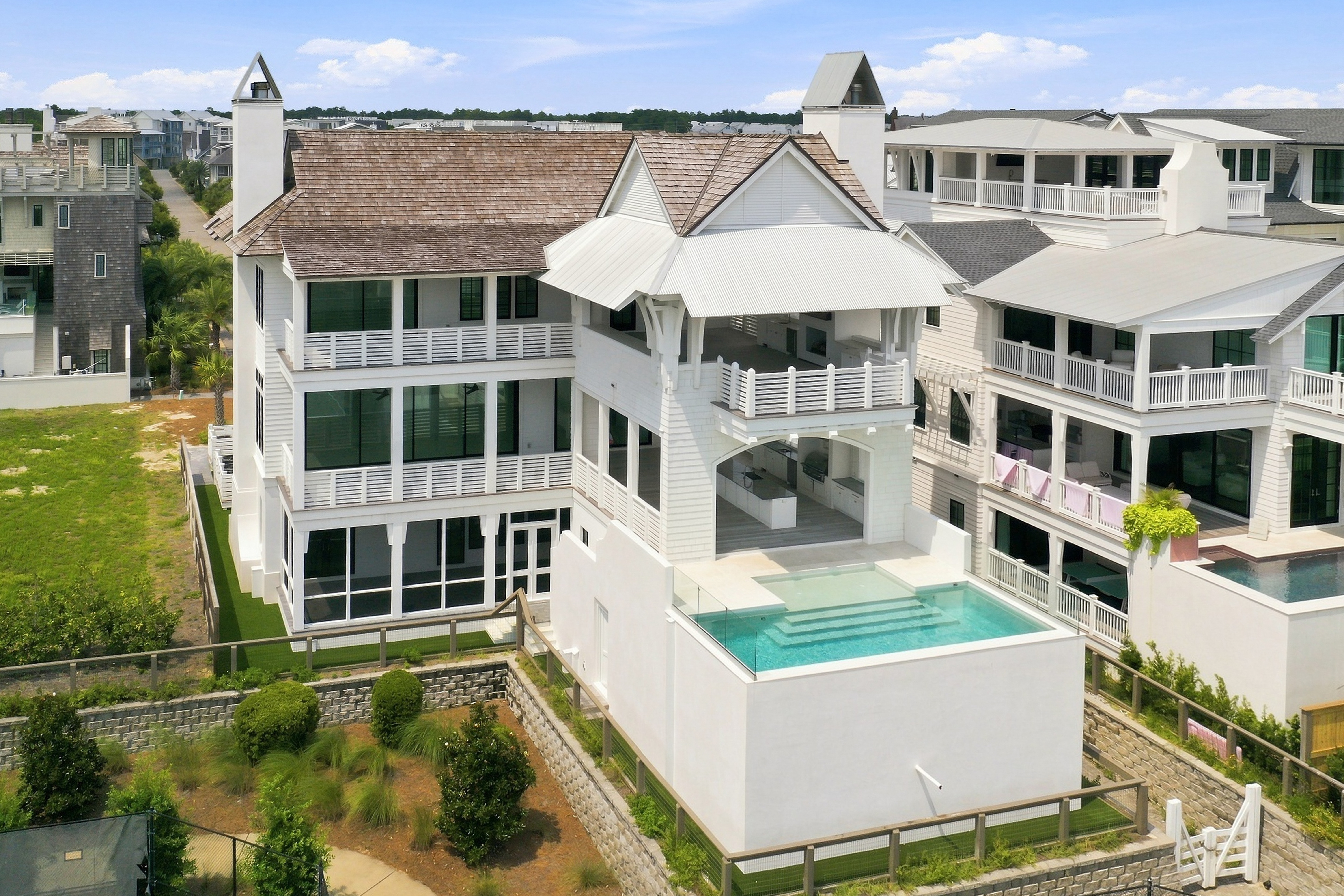  Sophisticated Coastal Living Framed By Gulf Views - 物件實景