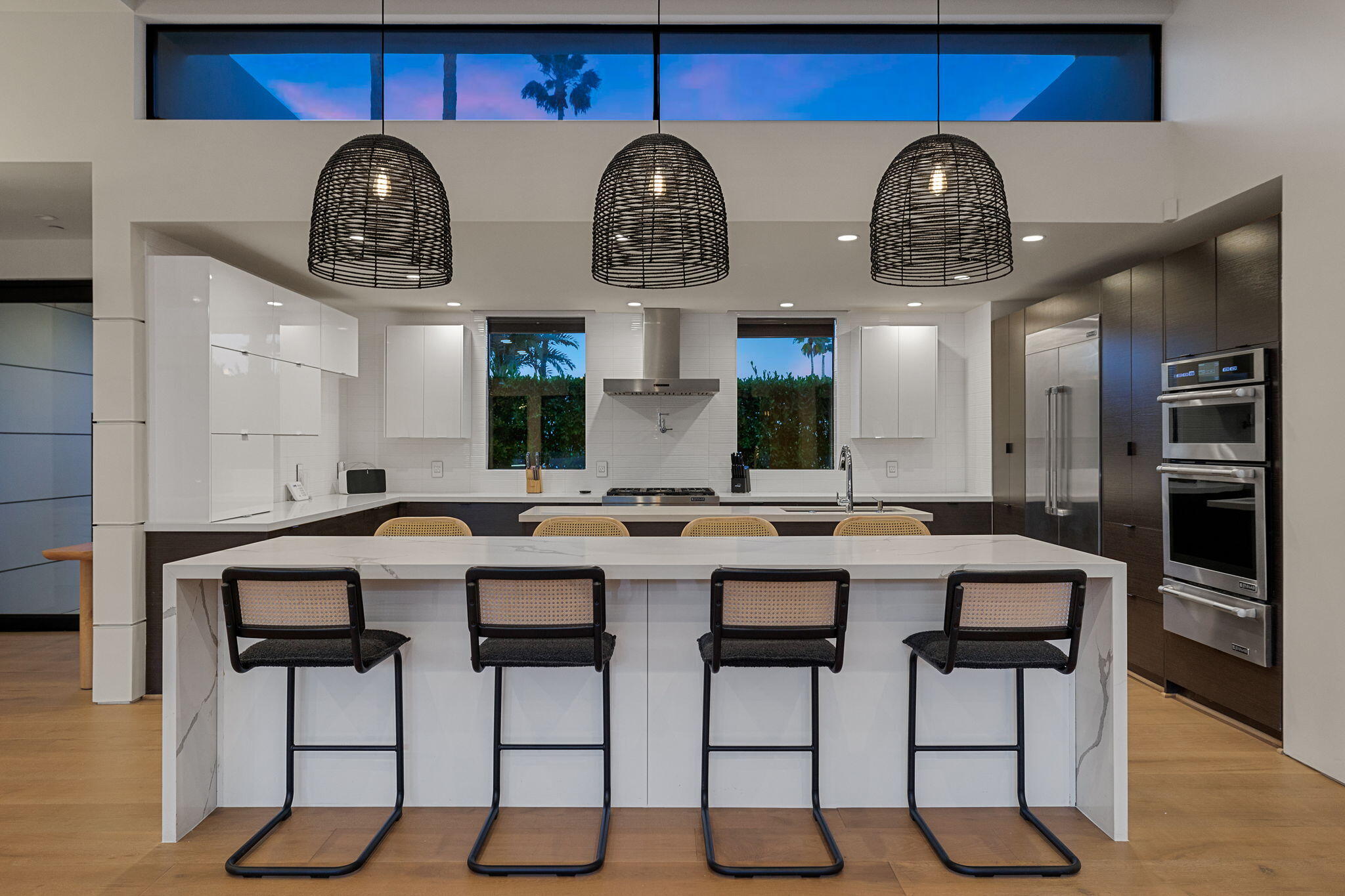 Palm Springs, California, 92262, United States, 5 Bedrooms Bedrooms, ,4 BathroomsBathrooms,Residential,For Sale,1805387
