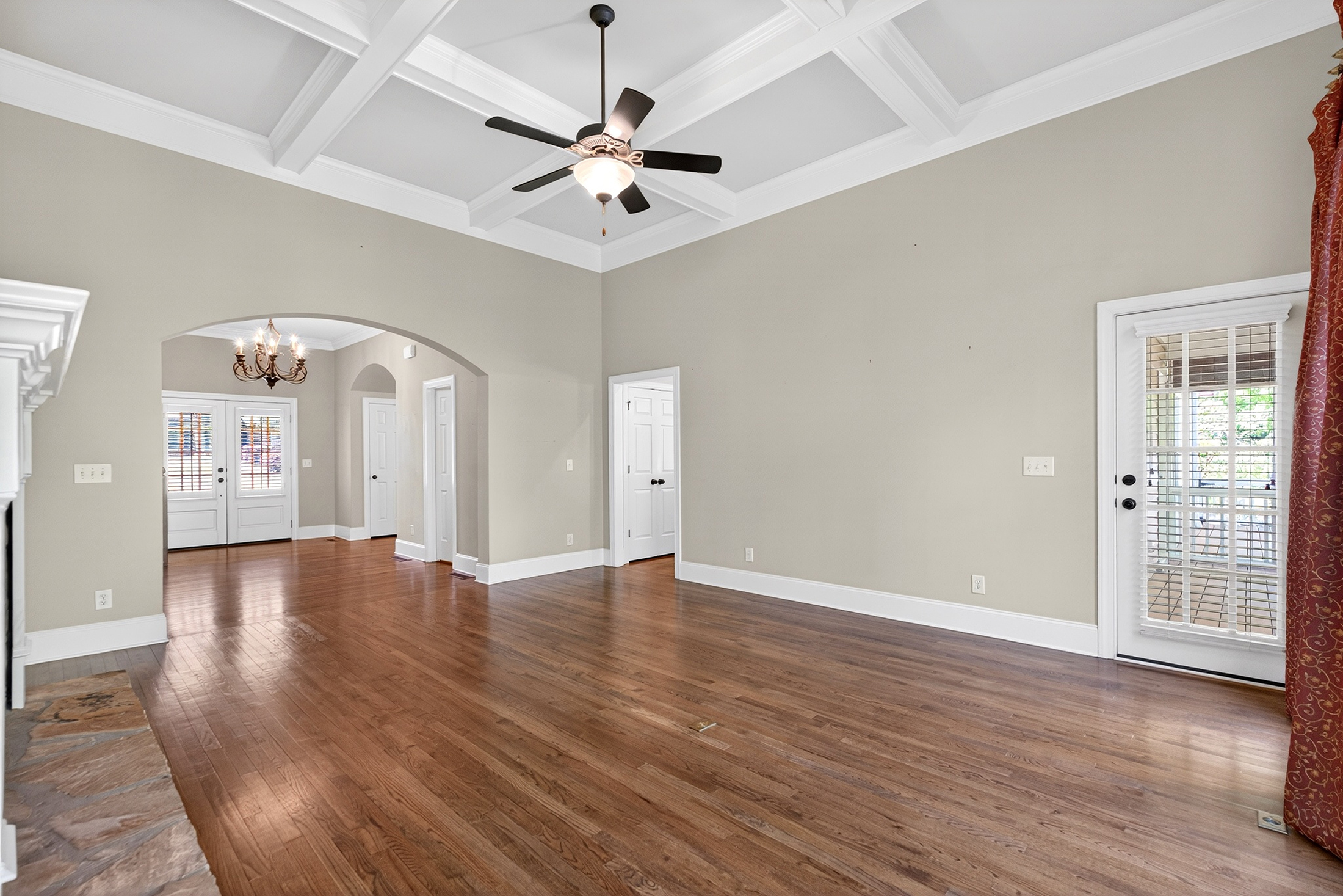  Beautifully Updated Ranch-Style Home in the Prestigious Achasta Golf Community - 物件實景