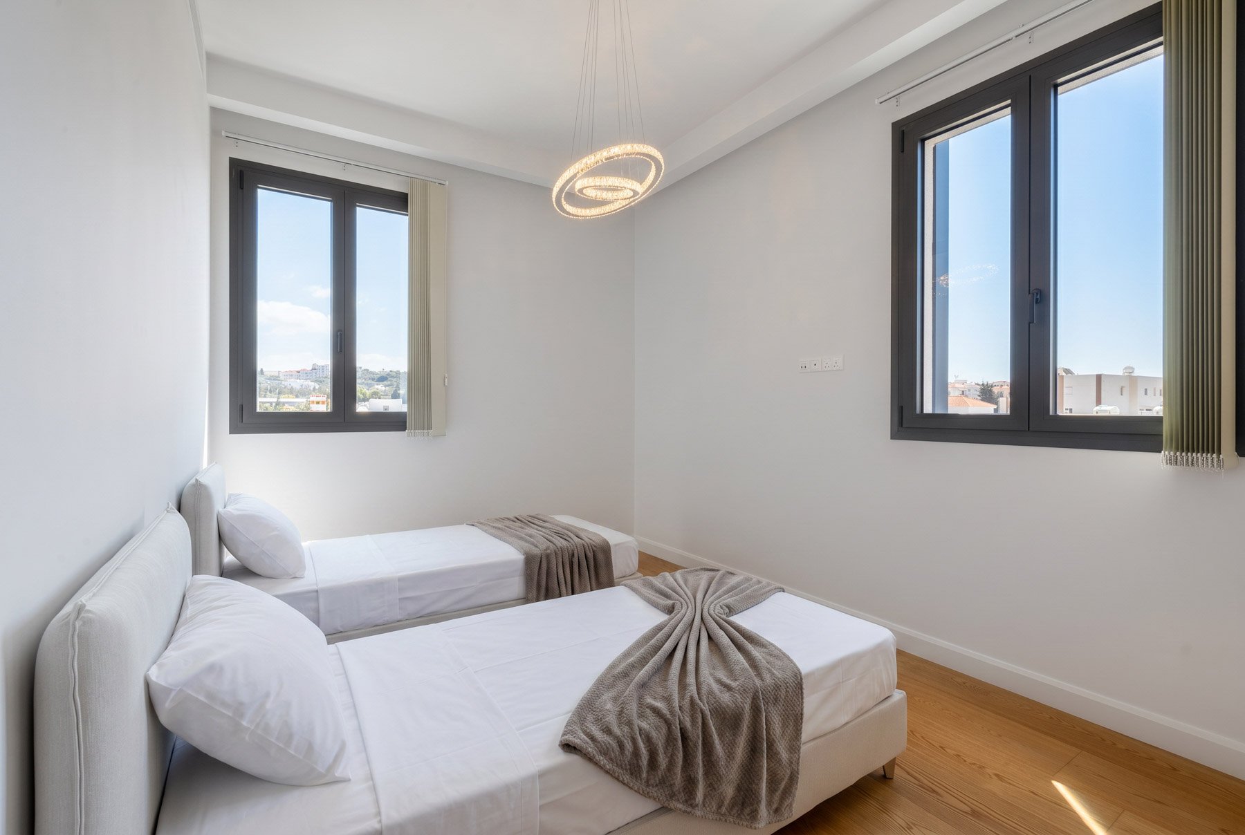  Sea-View Penthouse with Private Roof Garden in Tombs of the Kings, Pafos - 物件實景