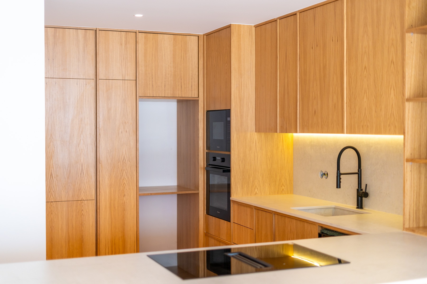  Semi-detached house, 4 bedrooms, for Sale - 物件實景
