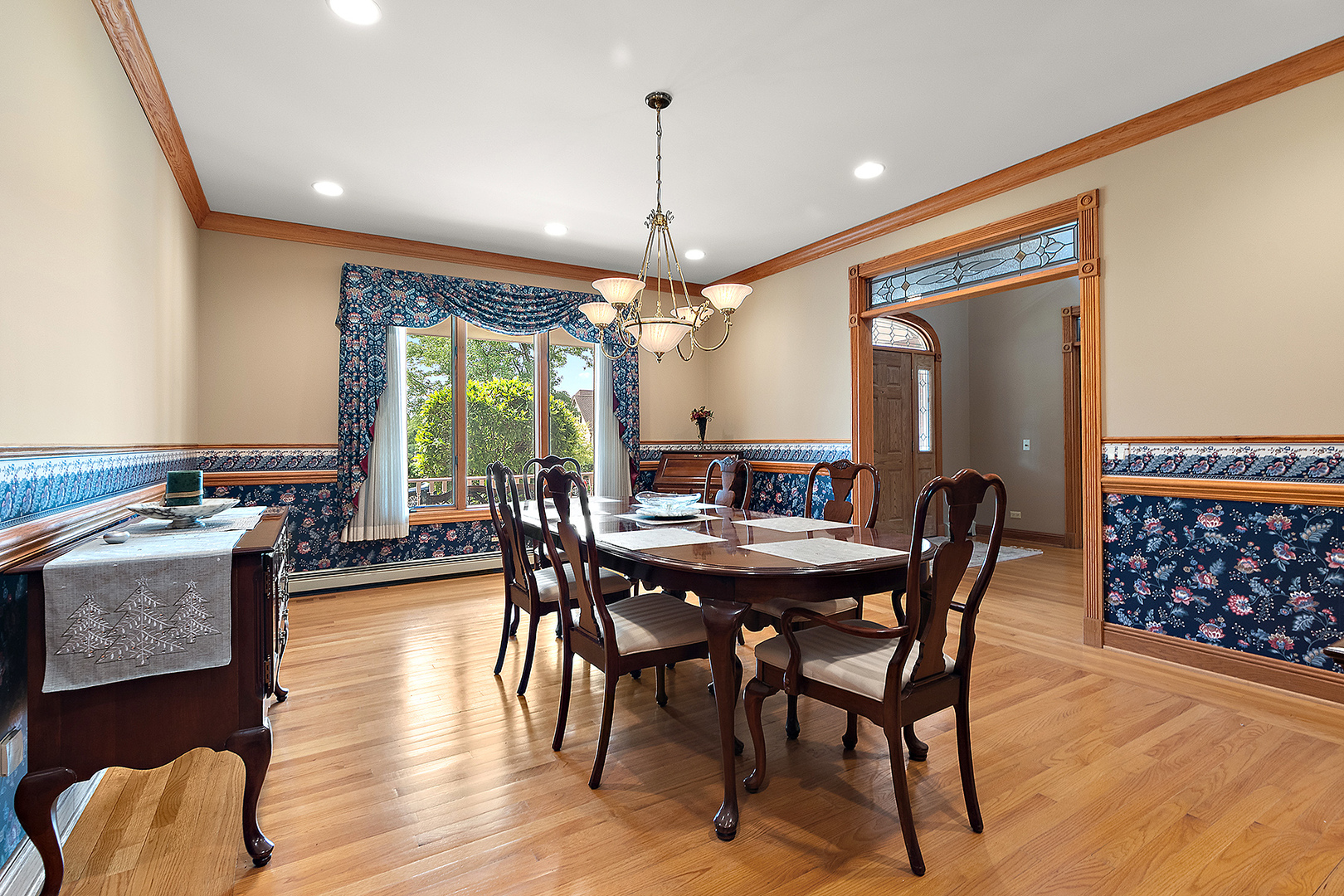 Orland Park, Illinois, 60467, United States, 5 Bedrooms Bedrooms, ,6 BathroomsBathrooms,Residential,For Sale,1976652