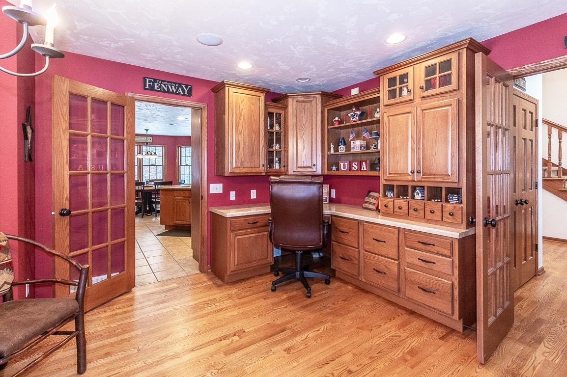 New London, Wisconsin, 54961-8857, United States, 4 Bedrooms Bedrooms, ,4 BathroomsBathrooms,Residential,For Sale,2001494