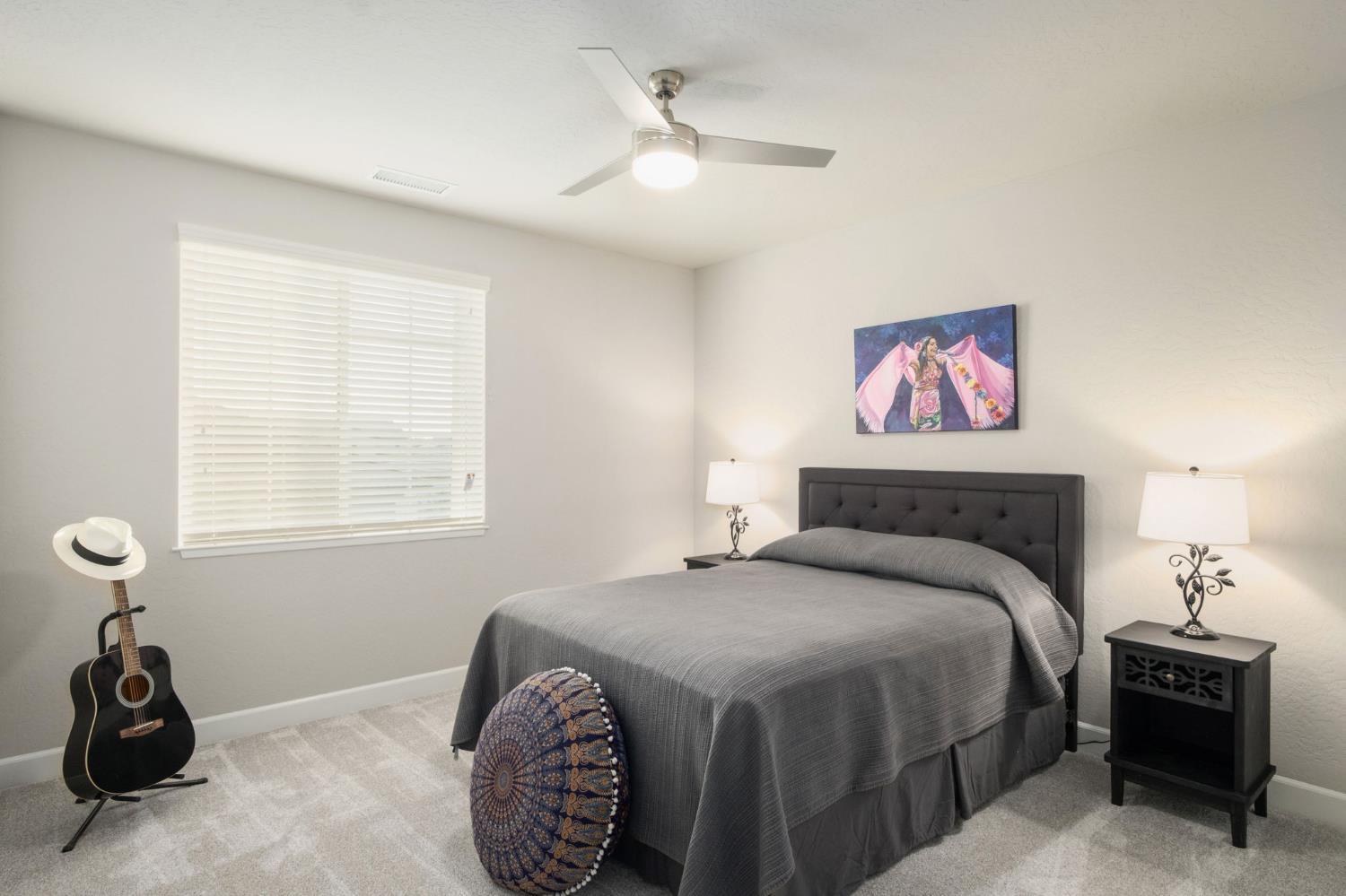 Clovis, California, 93619, United States, 6 Bedrooms Bedrooms, ,4 BathroomsBathrooms,Residential,For Sale,2005151