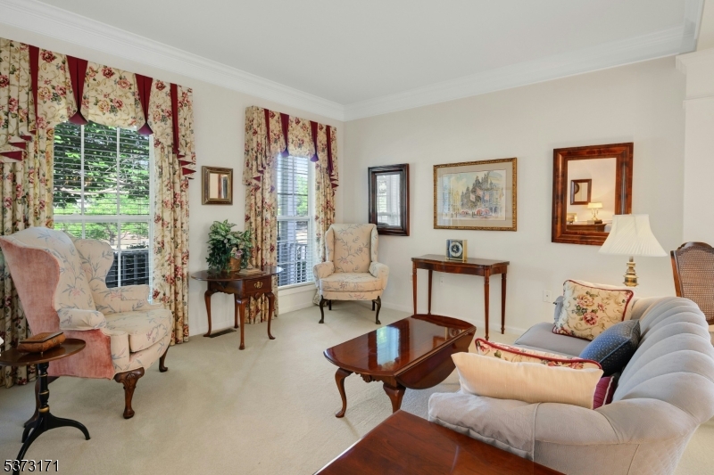 Franklin Twp., New Jersey, 08873, United States, 2 Bedrooms Bedrooms, ,2 BathroomsBathrooms,Residential,For Sale,1947950