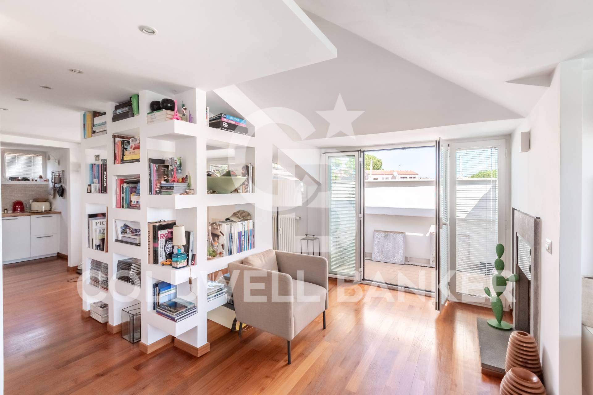 Roma, Roma, 00100, IT, 2 Bedrooms Bedrooms, ,2 BathroomsBathrooms,Residential,For Sale,1957562